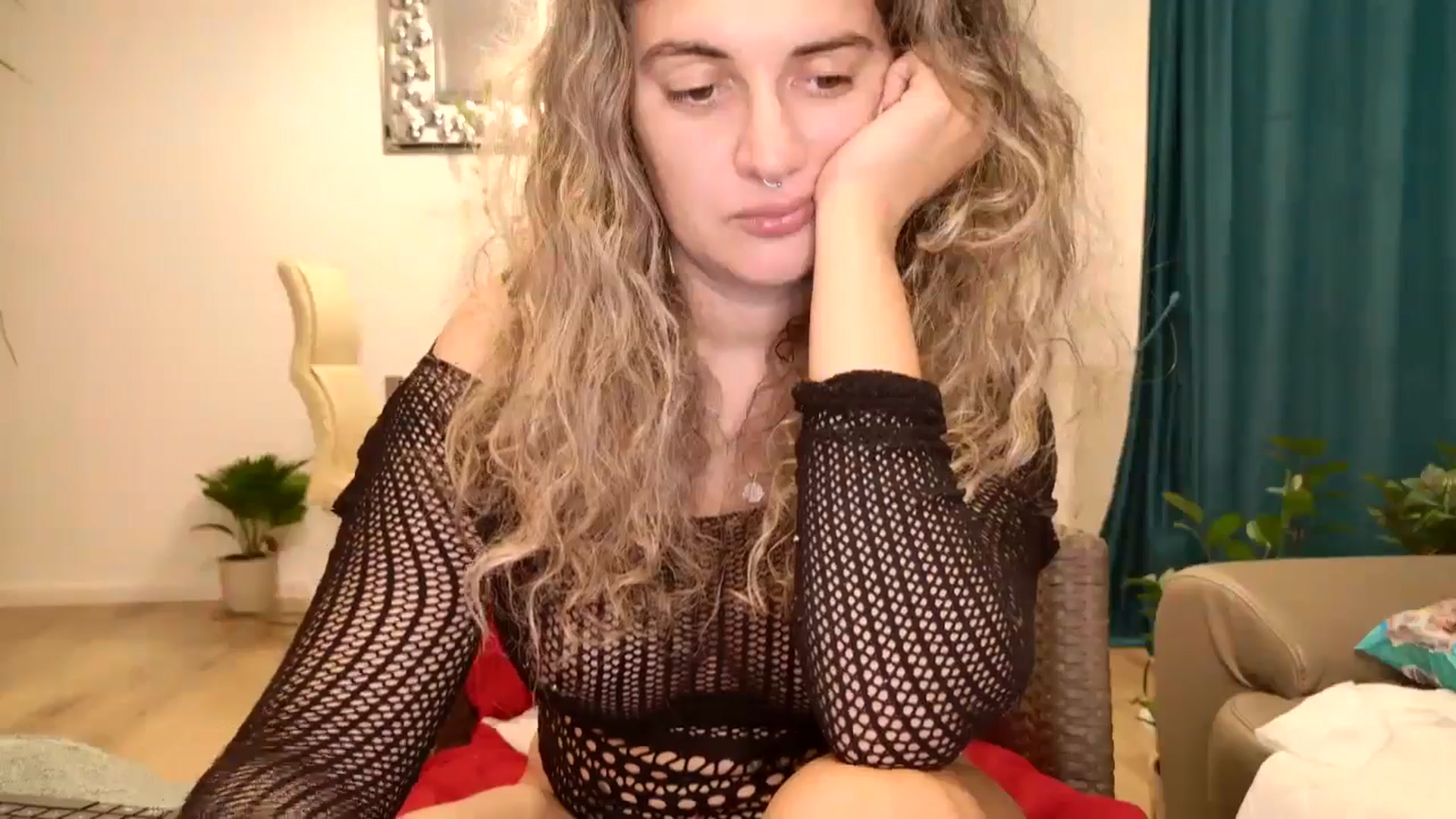 Gallery image thumbnail from MissDivinna's myfreecams stream on, 09/30/2024, 03:23 image 14 of 20