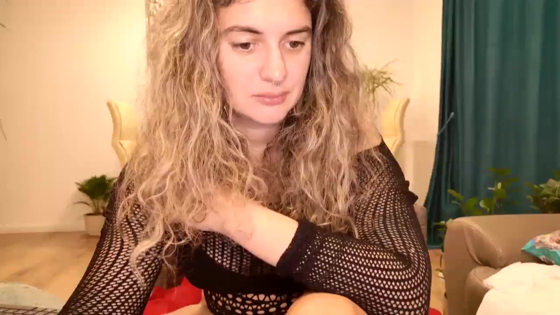 Gallery image thumbnail from MissDivinna's myfreecams stream on, 09/30/2024, 03:23 image 15 of 20