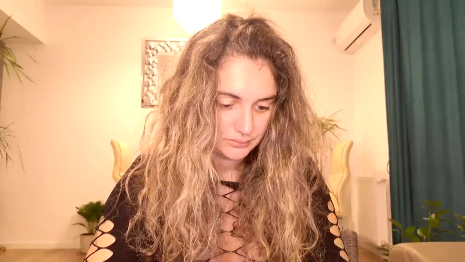 Gallery image thumbnail from MissDivinna's myfreecams stream on, 09/30/2024, 22:47 image 12 of 20