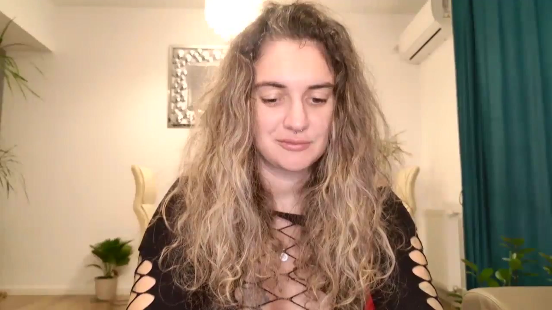 Gallery image thumbnail from MissDivinna's myfreecams stream on, 09/30/2024, 22:47 image 15 of 20