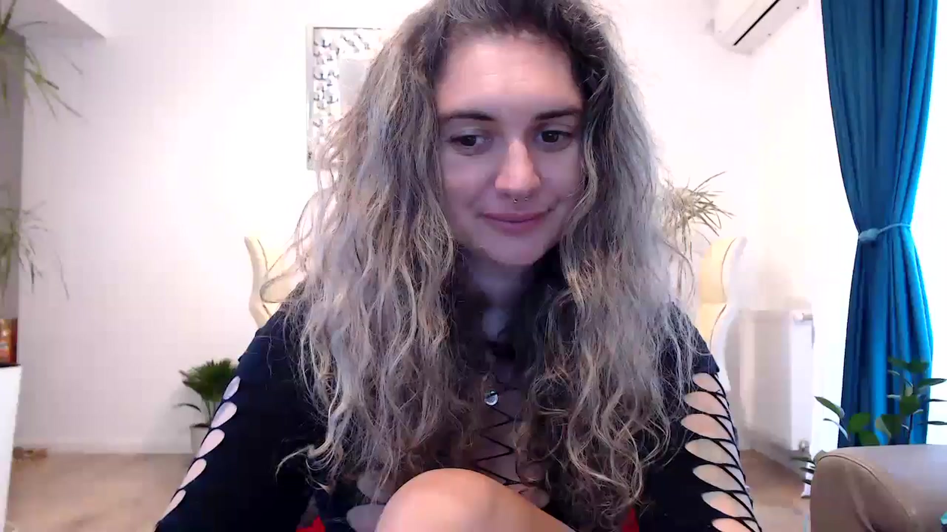 Gallery image thumbnail from MissDivinna's myfreecams stream on, 10/01/2024, 05:56 image 19 of 20