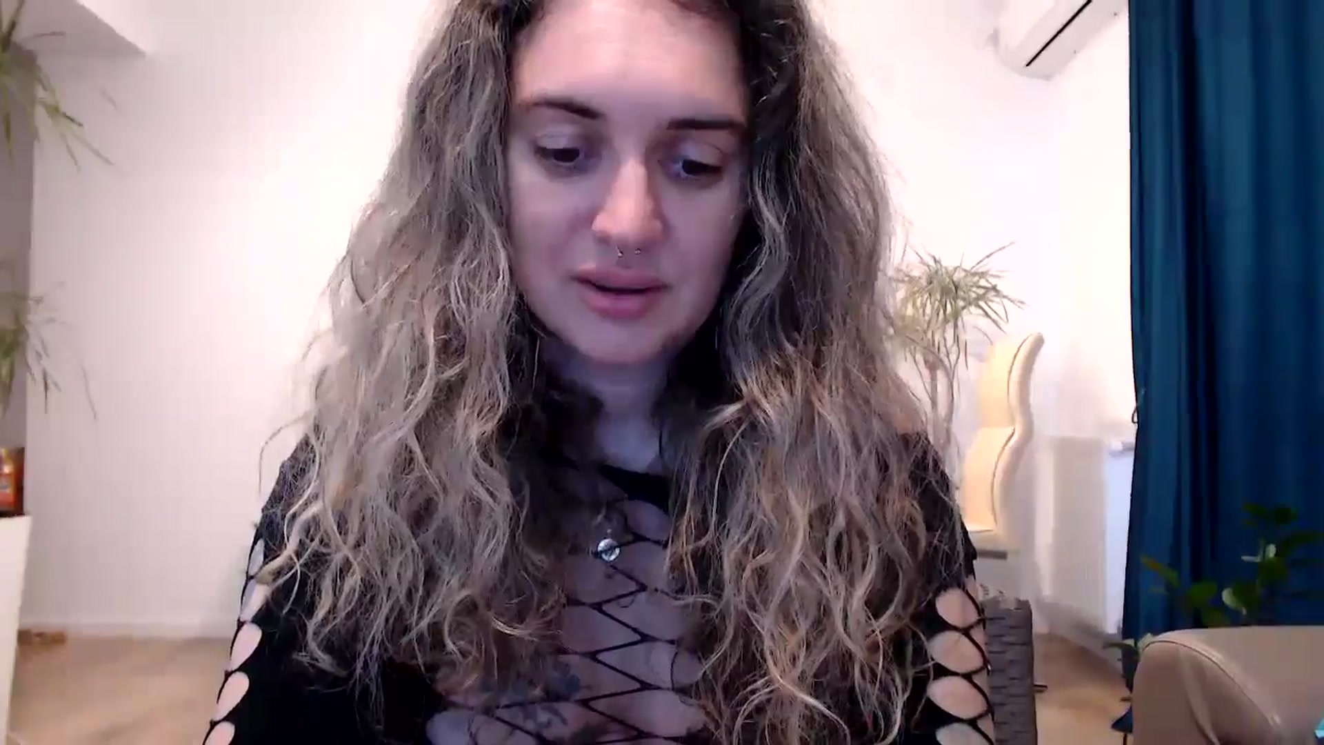 Gallery image thumbnail from MissDivinna's myfreecams stream on, 10/01/2024, 05:56 image 11 of 20