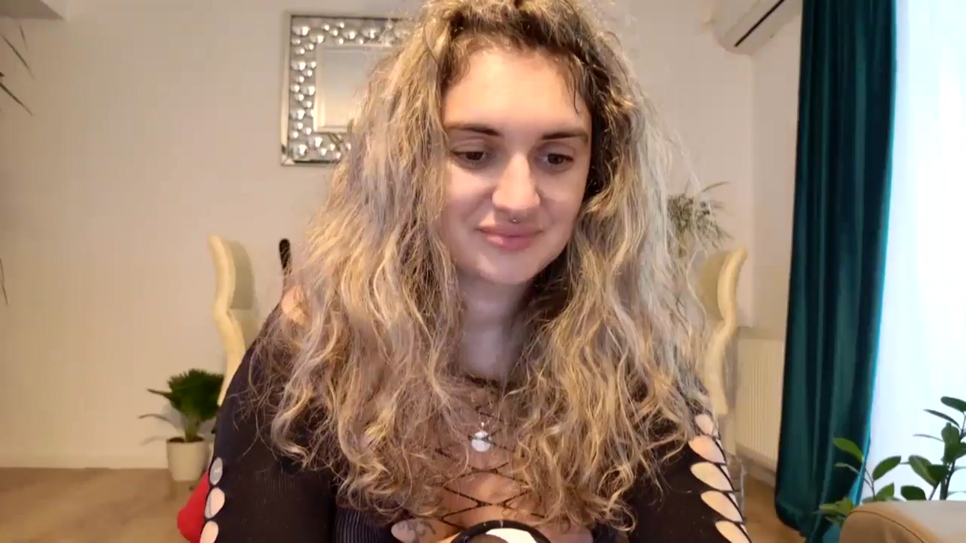 Gallery image thumbnail from MissDivinna's myfreecams stream on, 10/11/2024, 05:37 image 3 of 20