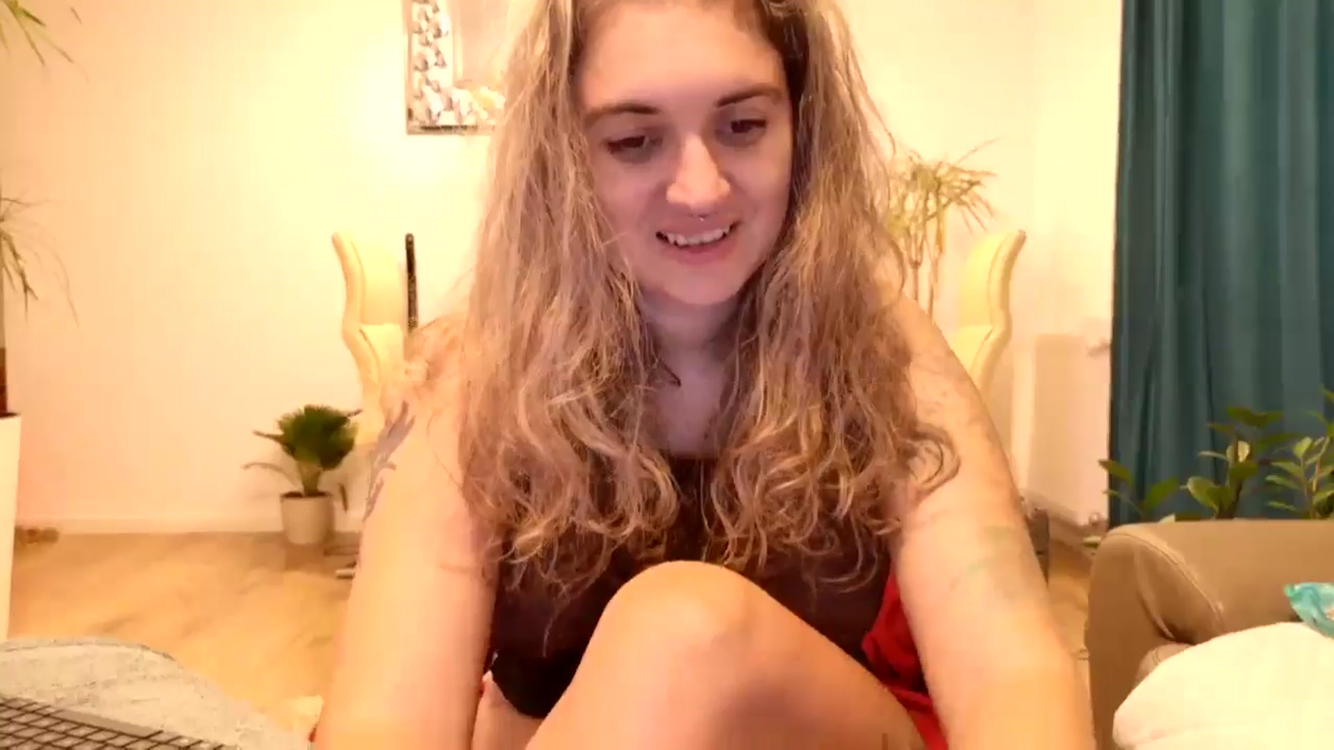 Gallery image thumbnail from MissDivinna's myfreecams stream on, 10/13/2024, 23:23 image 6 of 20