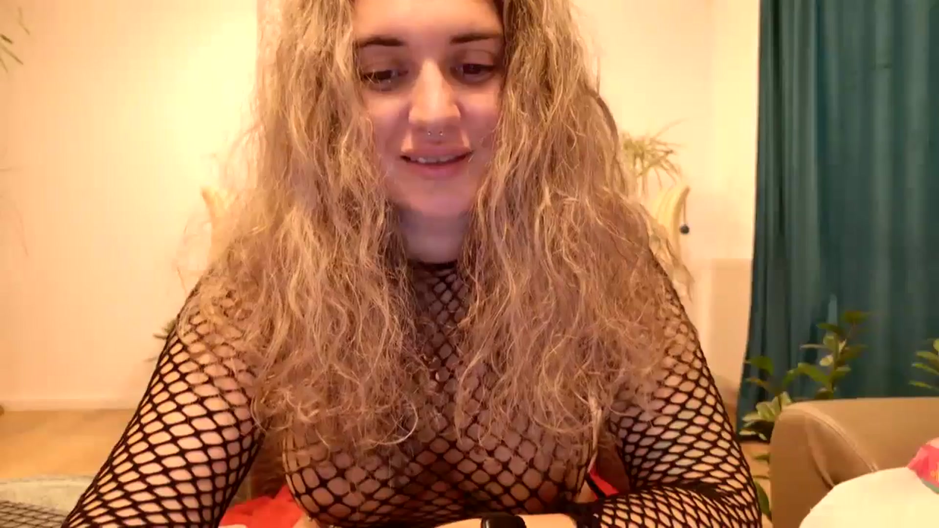 Gallery image thumbnail from MissDivinna's myfreecams stream on, 10/15/2024, 22:58 image 15 of 20