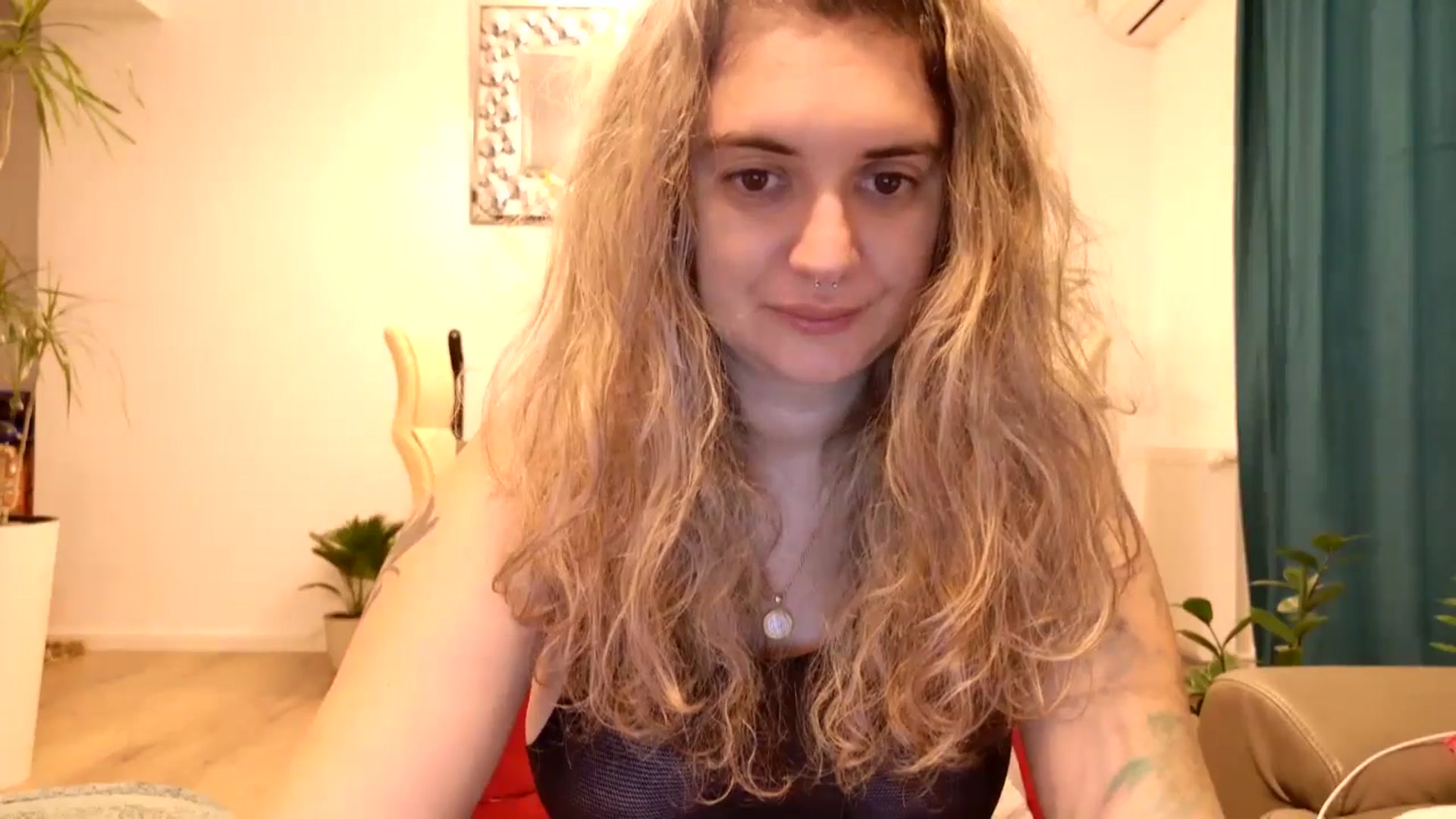 Gallery image thumbnail from MissDivinna's myfreecams stream on, 10/18/2024, 24:01 image 20 of 20