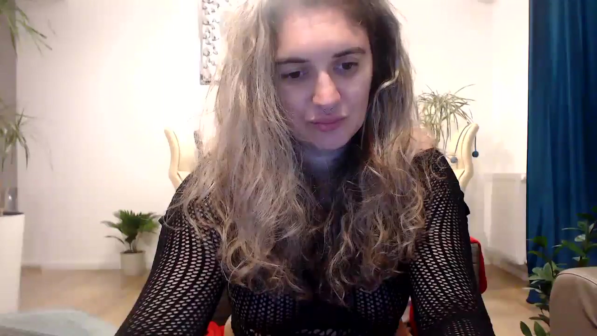 Gallery image thumbnail from MissDivinna's myfreecams stream on, 10/20/2024, 02:23 image 7 of 20