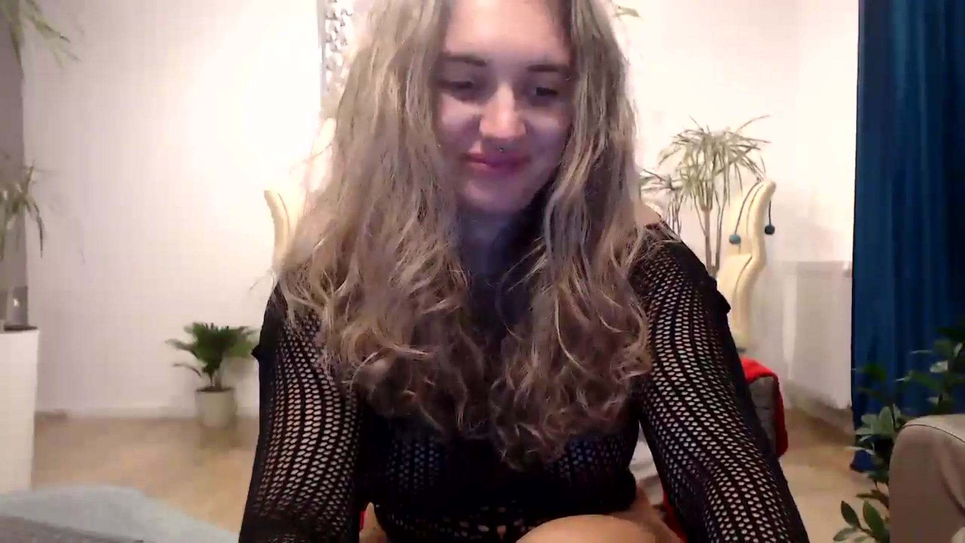 Gallery image thumbnail from MissDivinna's myfreecams stream on, 10/20/2024, 02:23 image 6 of 20