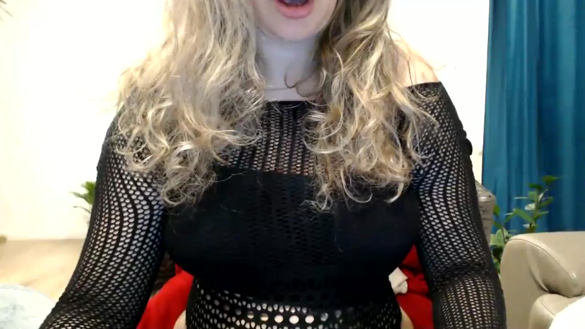 Gallery image thumbnail from MissDivinna's myfreecams stream on, 10/20/2024, 04:28 image 13 of 20