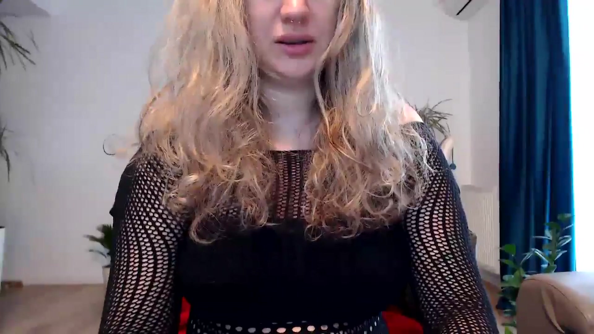 Gallery image thumbnail from MissDivinna's myfreecams stream on, 10/20/2024, 05:57 image 8 of 20