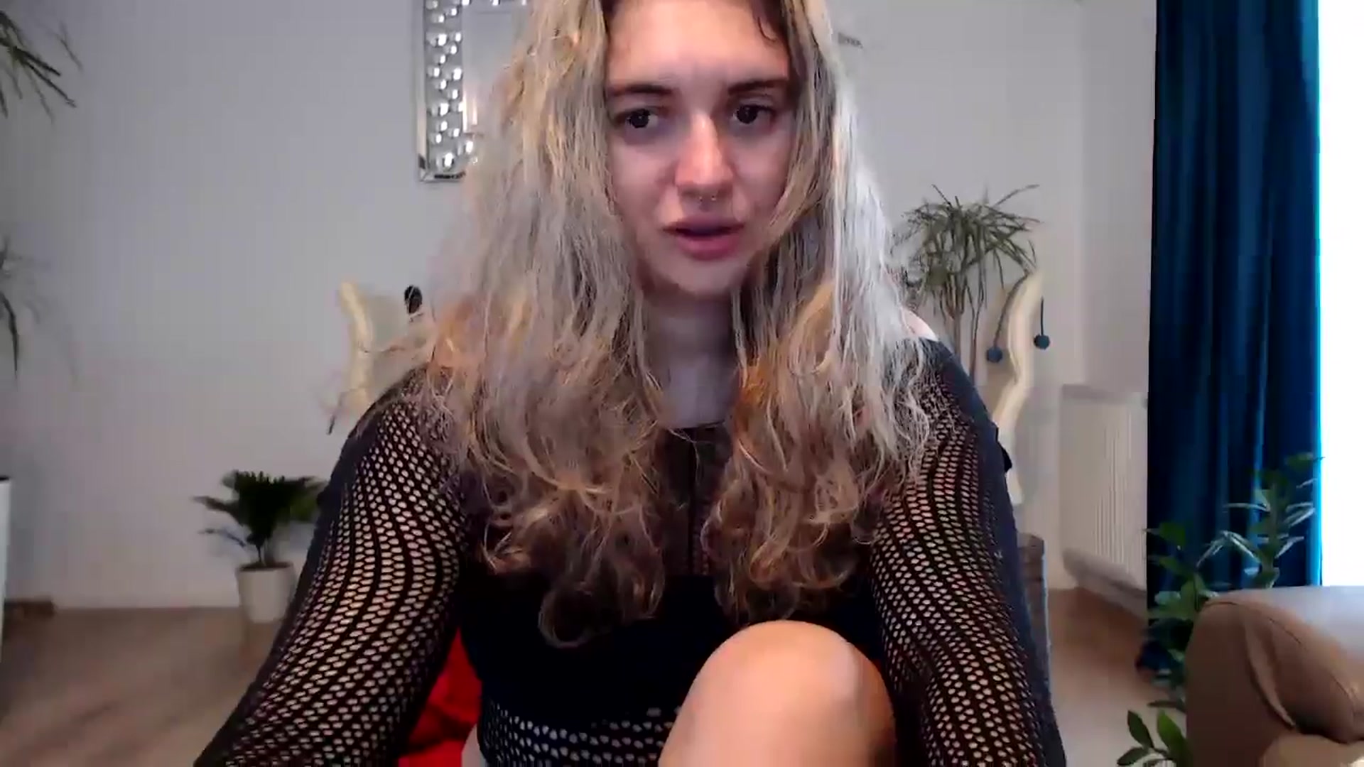 Gallery image thumbnail from MissDivinna's myfreecams stream on, 10/20/2024, 05:57 image 7 of 20