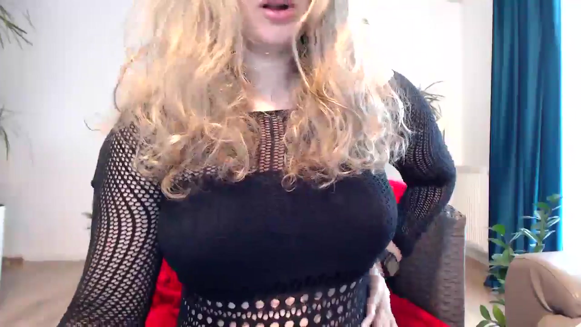 Gallery image thumbnail from MissDivinna's myfreecams stream on, 10/20/2024, 05:57 image 9 of 20