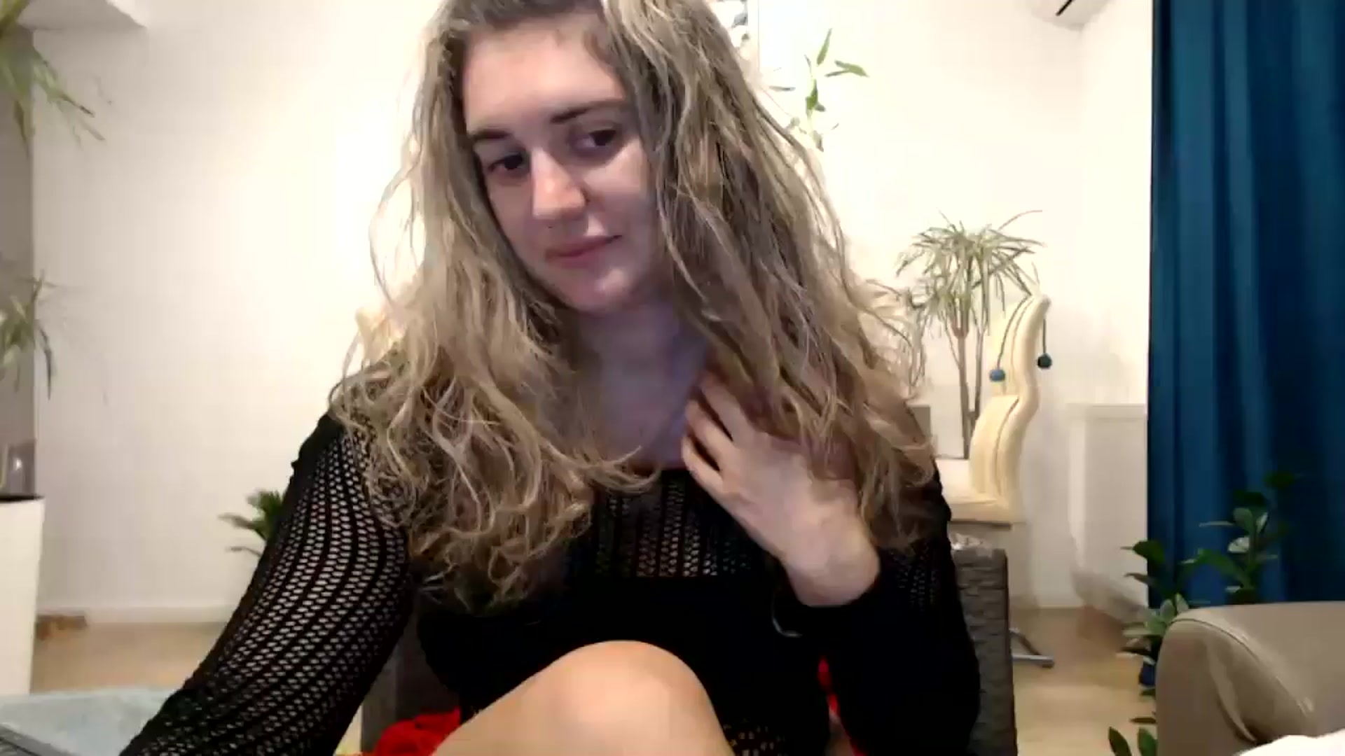 Gallery image thumbnail from MissDivinna's myfreecams stream on, 10/20/2024, 23:43 image 3 of 20