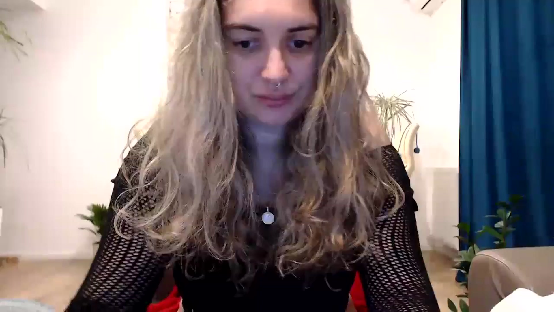 Gallery image thumbnail from MissDivinna's myfreecams stream on, 10/21/2024, 01:48 image 19 of 20