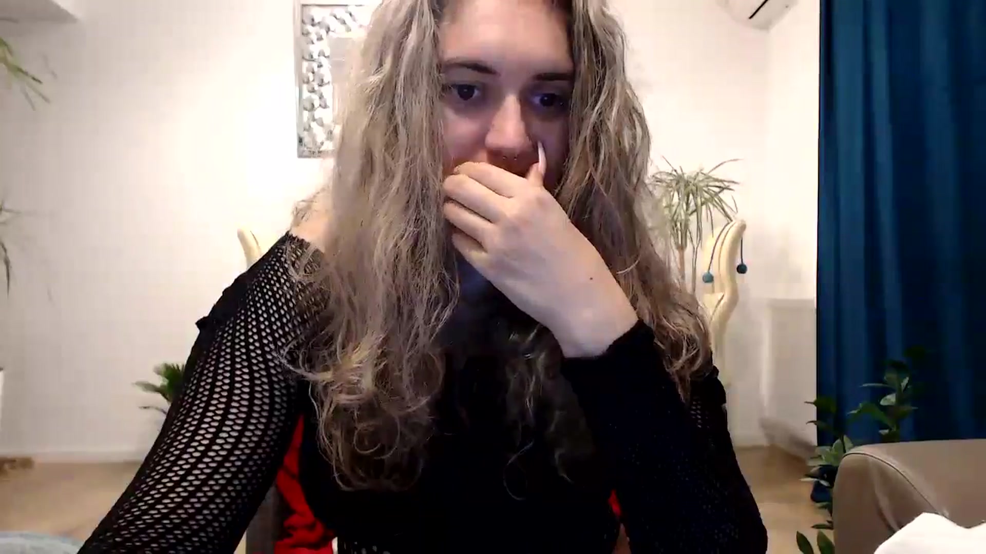 Gallery image thumbnail from MissDivinna's myfreecams stream on, 10/21/2024, 01:48 image 13 of 20