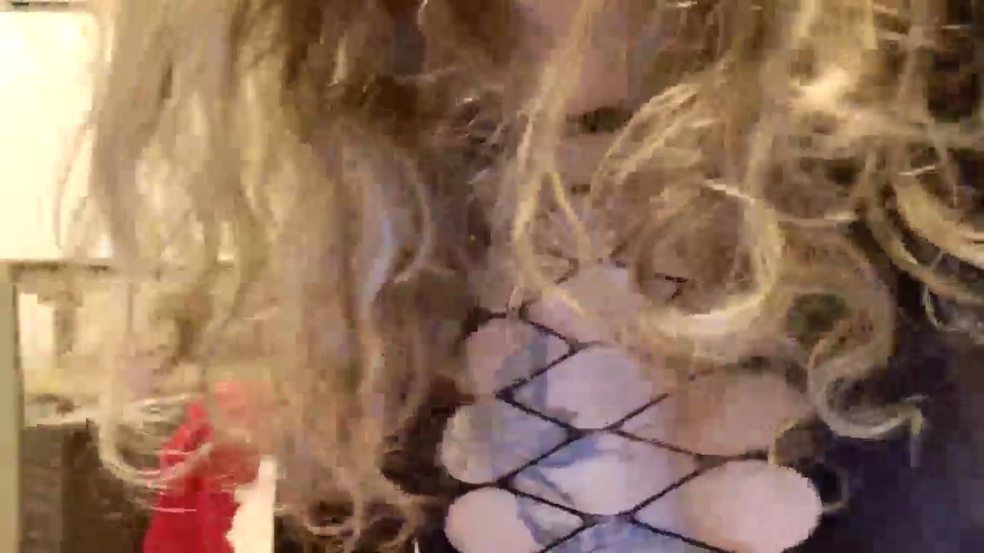 Gallery image thumbnail from MissDivinna's myfreecams stream on, 10/22/2024, 04:39 image 17 of 20