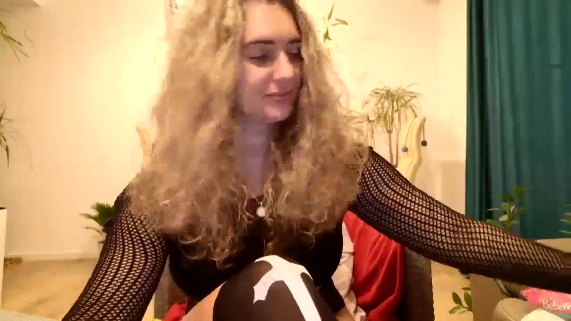 Gallery image thumbnail from MissDivinna's myfreecams stream on, 10/22/2024, 23:08 image 8 of 20