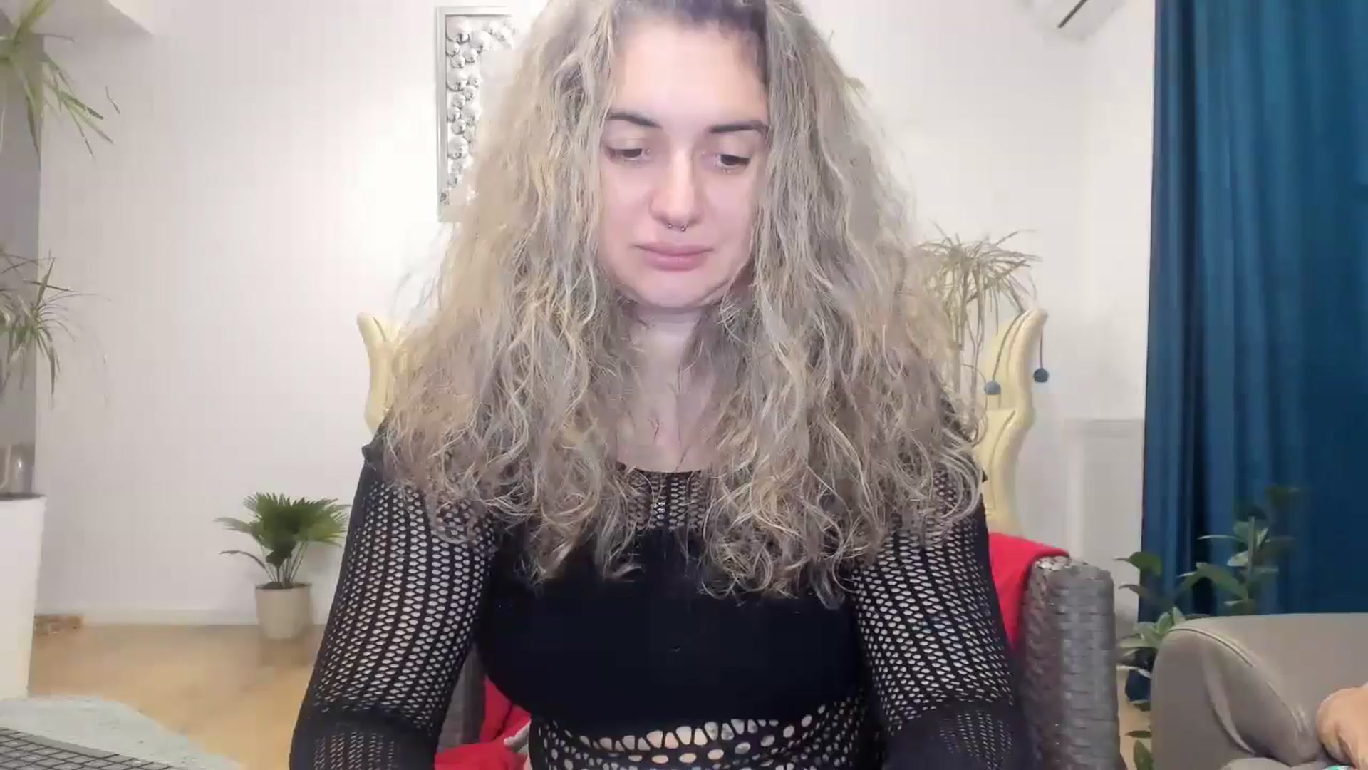 Gallery image thumbnail from MissDivinna's myfreecams stream on, 10/23/2024, 04:52 image 18 of 20