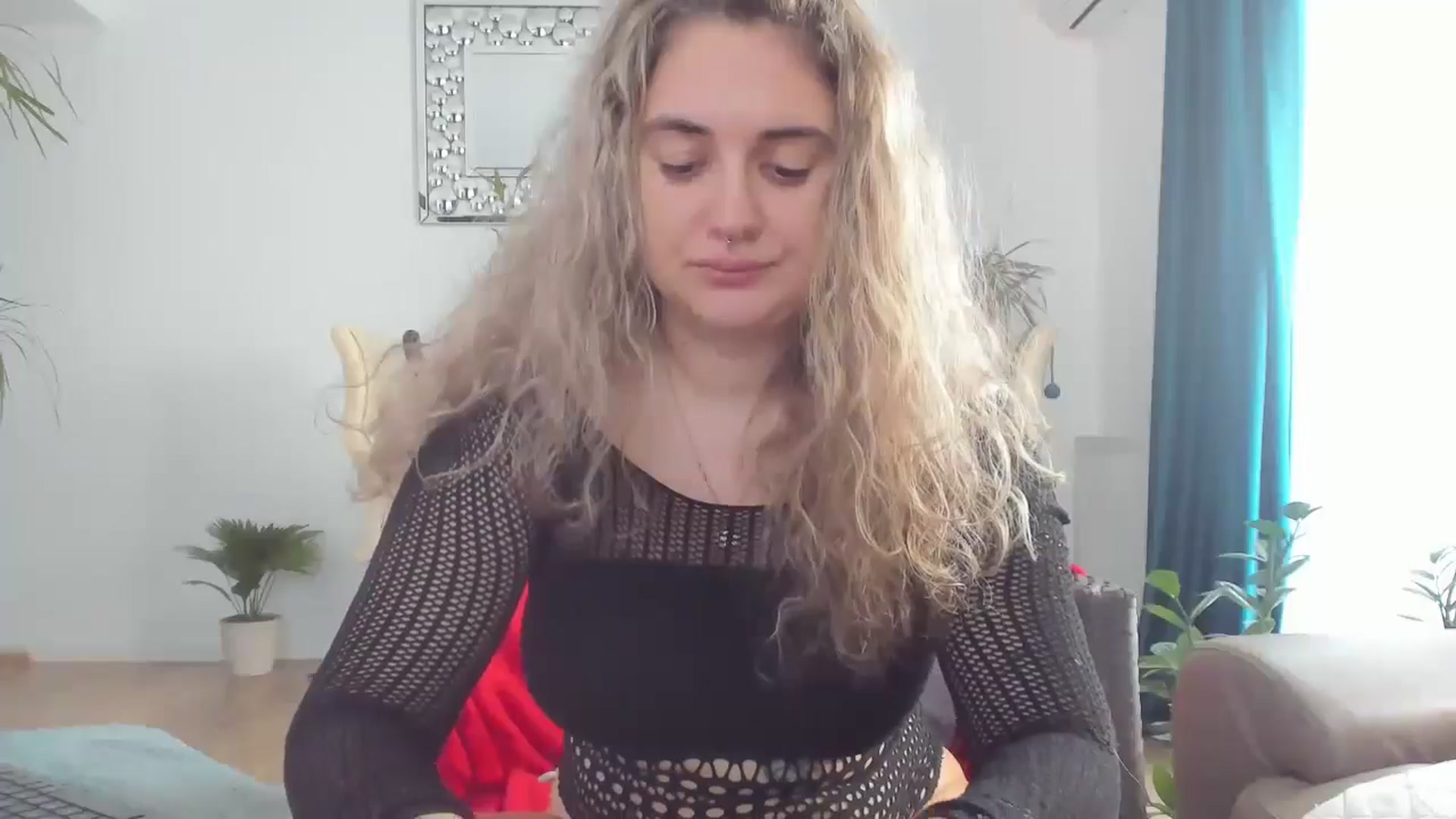 Gallery image thumbnail from MissDivinna's myfreecams stream on, 10/23/2024, 06:48 image 15 of 20