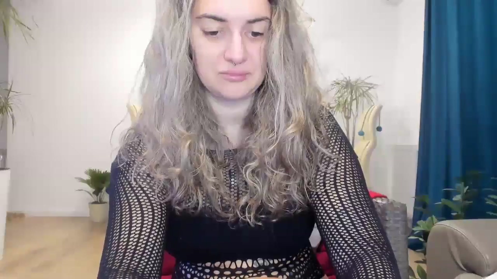 Gallery image thumbnail from MissDivinna's myfreecams stream on, 10/23/2024, 22:40 image 2 of 20