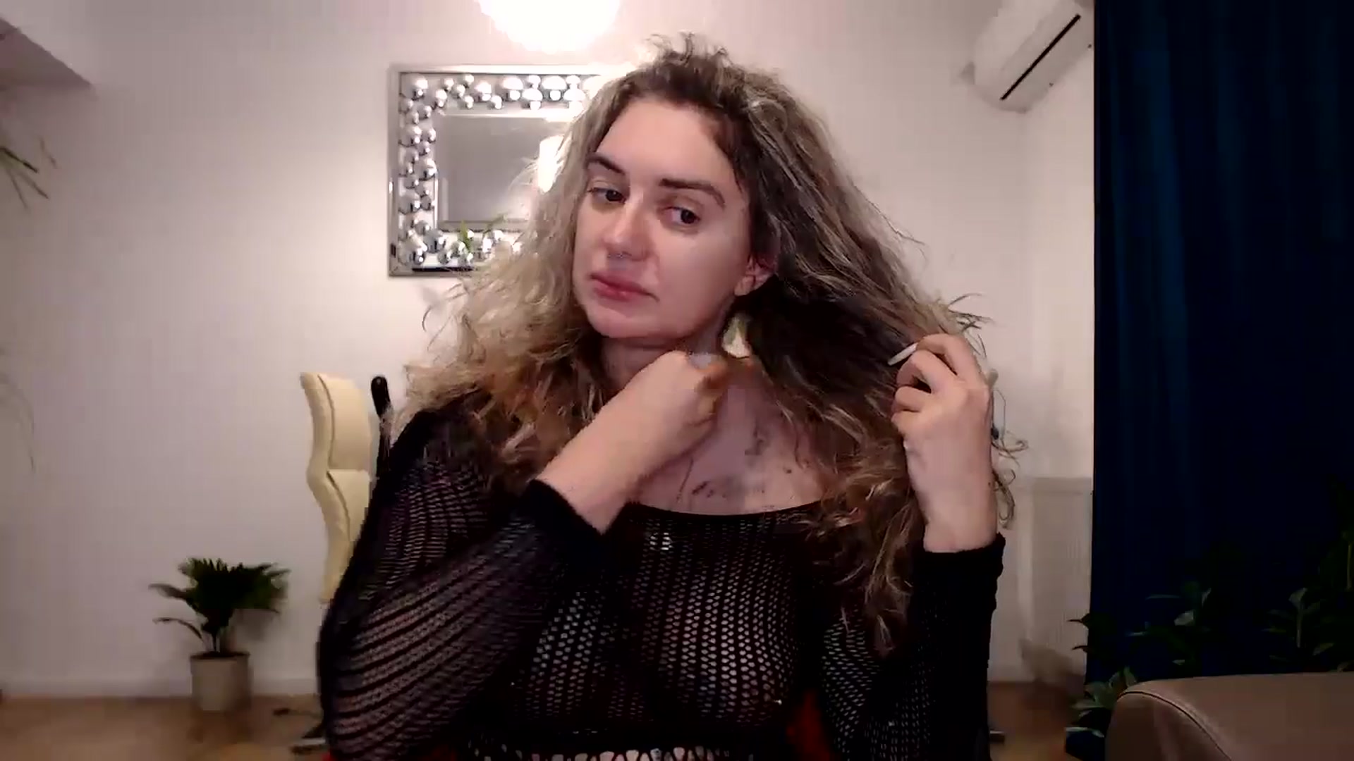 Gallery image thumbnail from MissDivinna's myfreecams stream on, 10/24/2024, 04:45 image 19 of 20