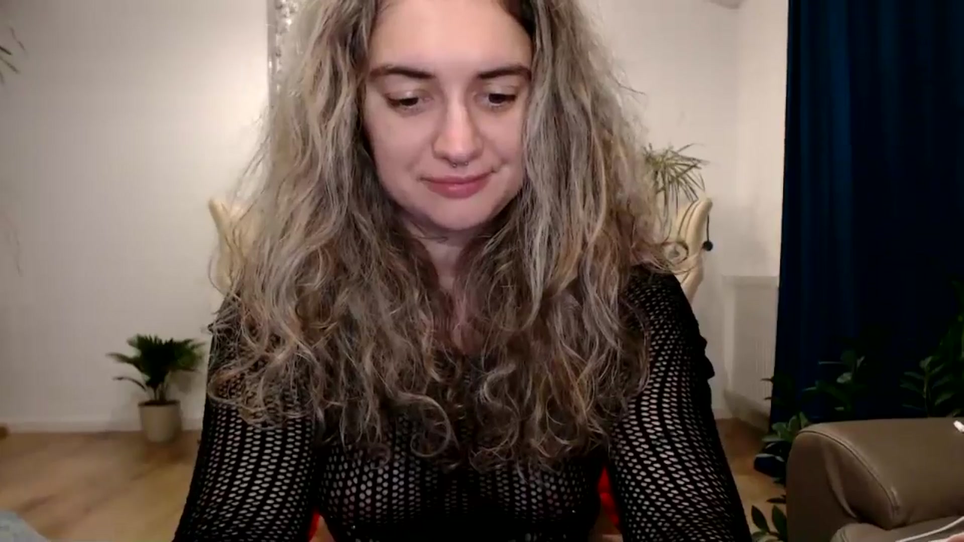 Gallery image thumbnail from MissDivinna's myfreecams stream on, 10/24/2024, 04:45 image 15 of 20