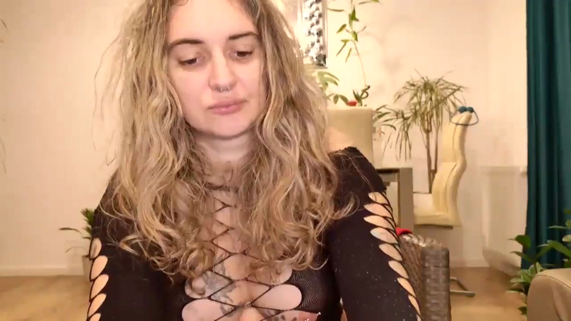 Gallery image thumbnail from MissDivinna's myfreecams stream on, 11/05/2024, 01:33 image 2 of 20