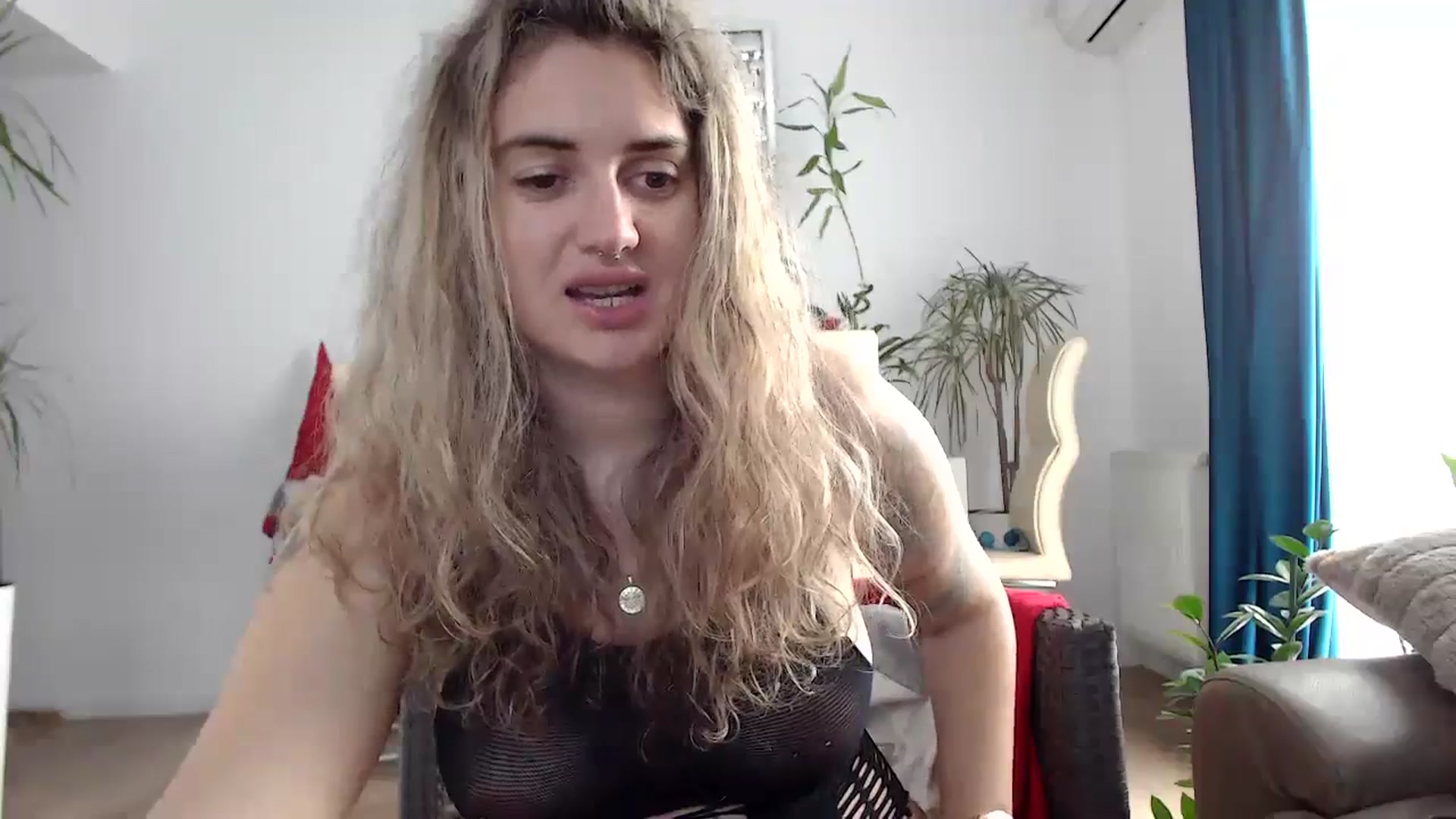 Gallery image thumbnail from MissDivinna's myfreecams stream on, 11/09/2024, 07:52 image 18 of 20