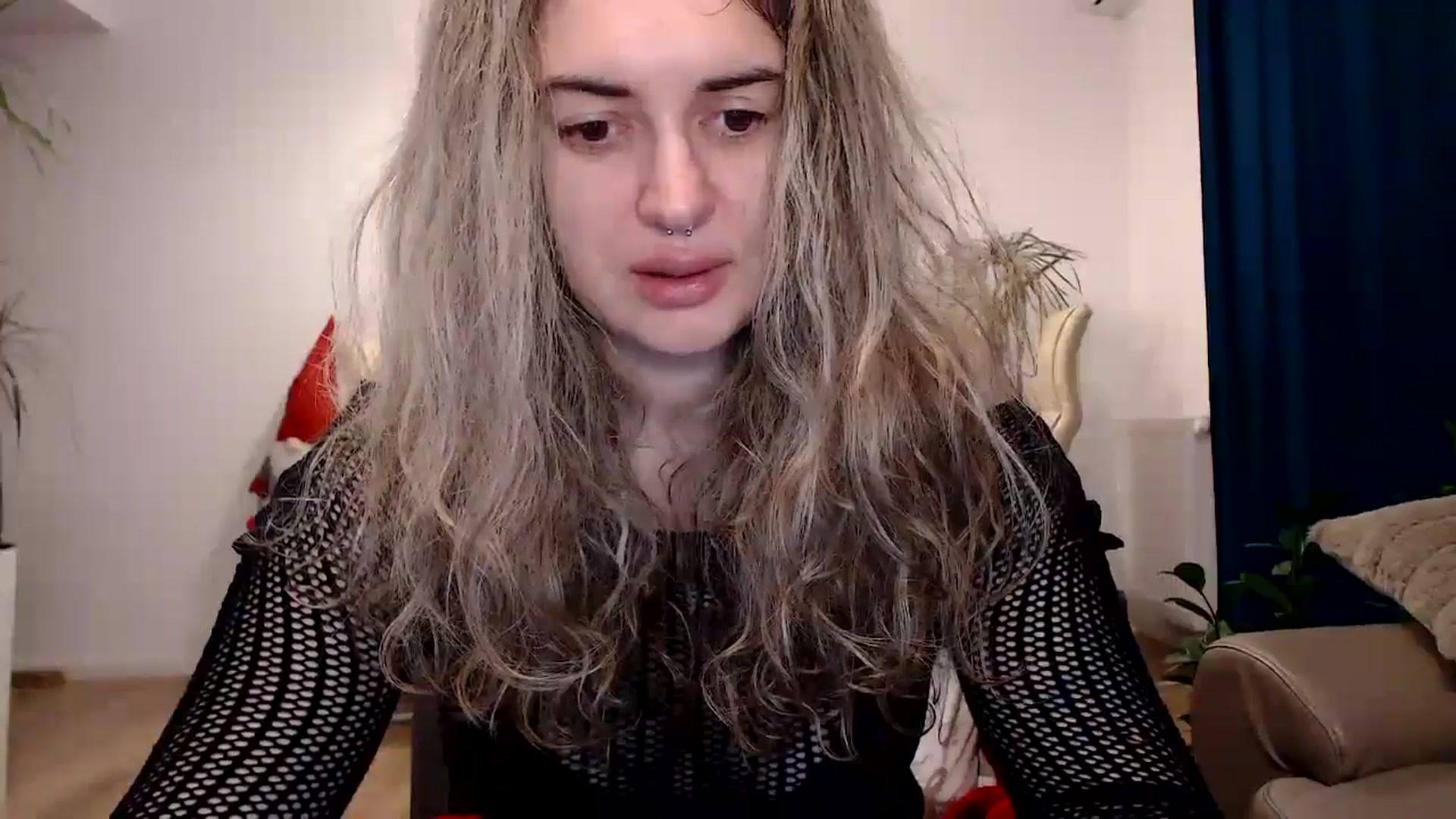 Gallery image thumbnail from MissDivinna's myfreecams stream on, 11/09/2024, 23:28 image 3 of 20