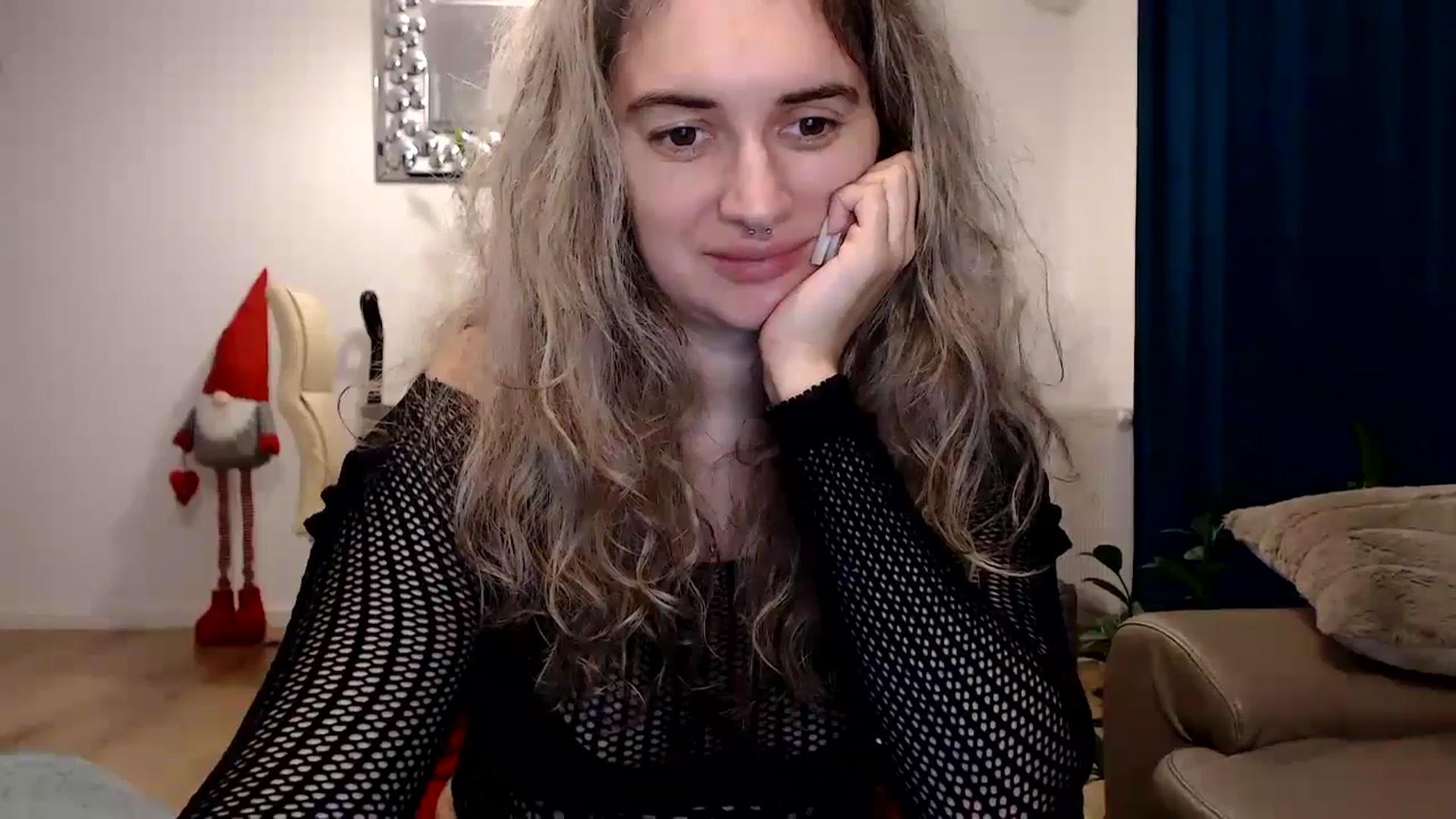 Gallery image thumbnail from MissDivinna's myfreecams stream on, 11/10/2024, 02:59 image 20 of 20
