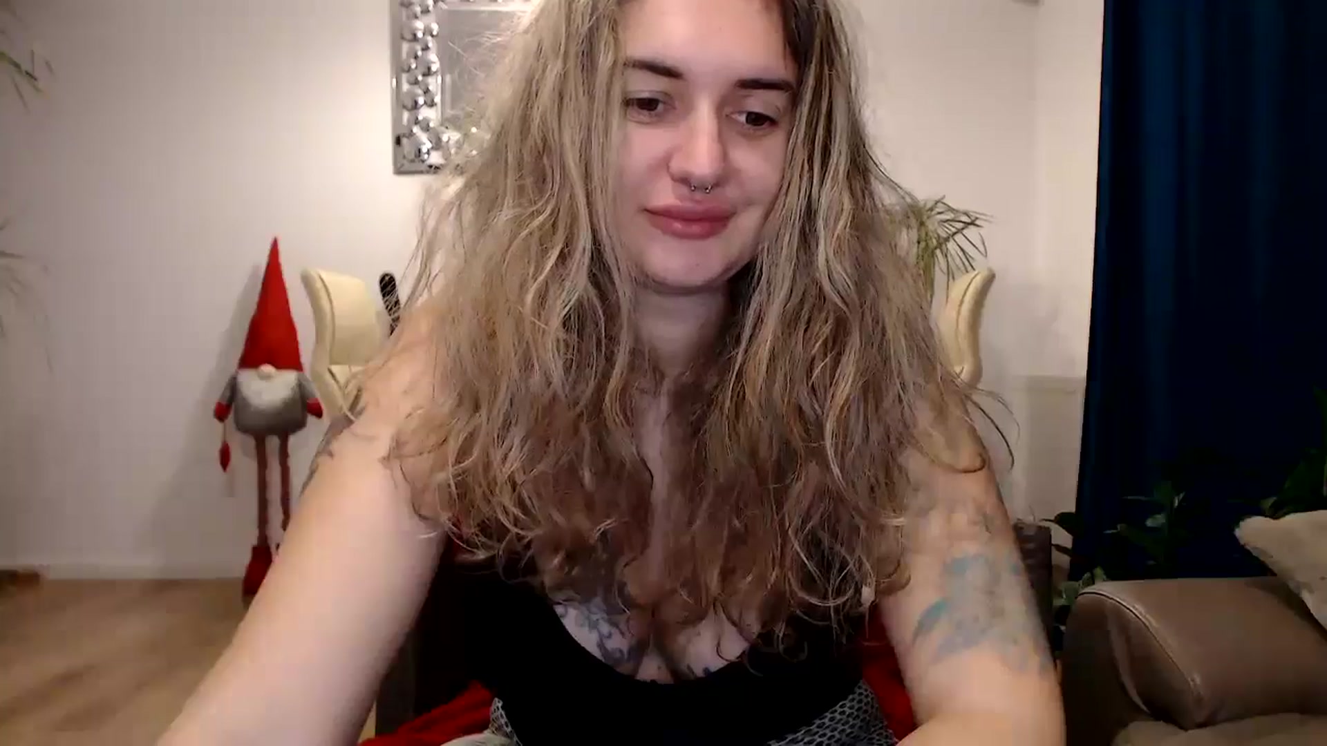 Gallery image thumbnail from MissDivinna's myfreecams stream on, 11/11/2024, 24:00 image 15 of 20