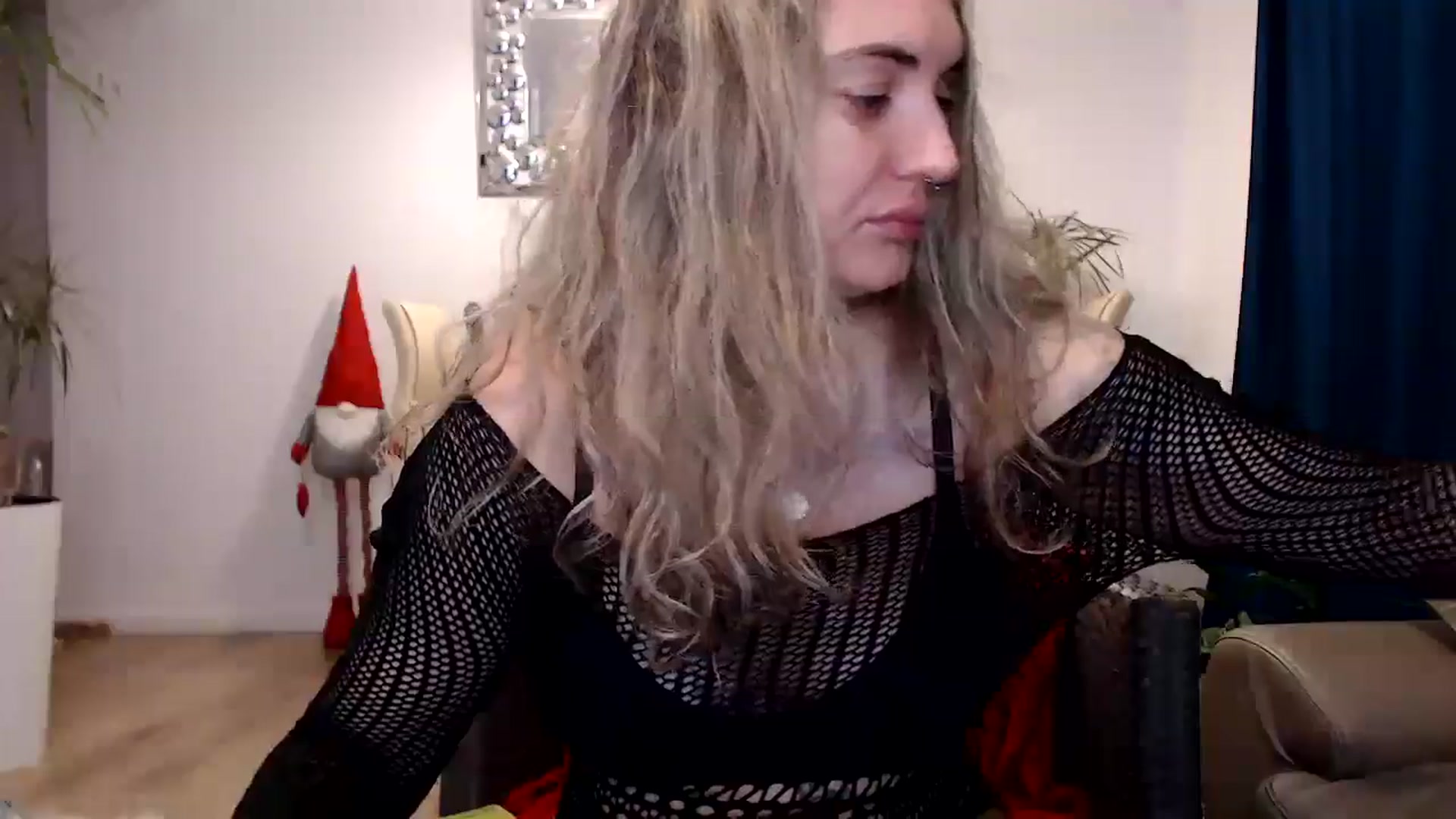 Gallery image thumbnail from MissDivinna's myfreecams stream on, 11/11/2024, 07:51 image 19 of 20