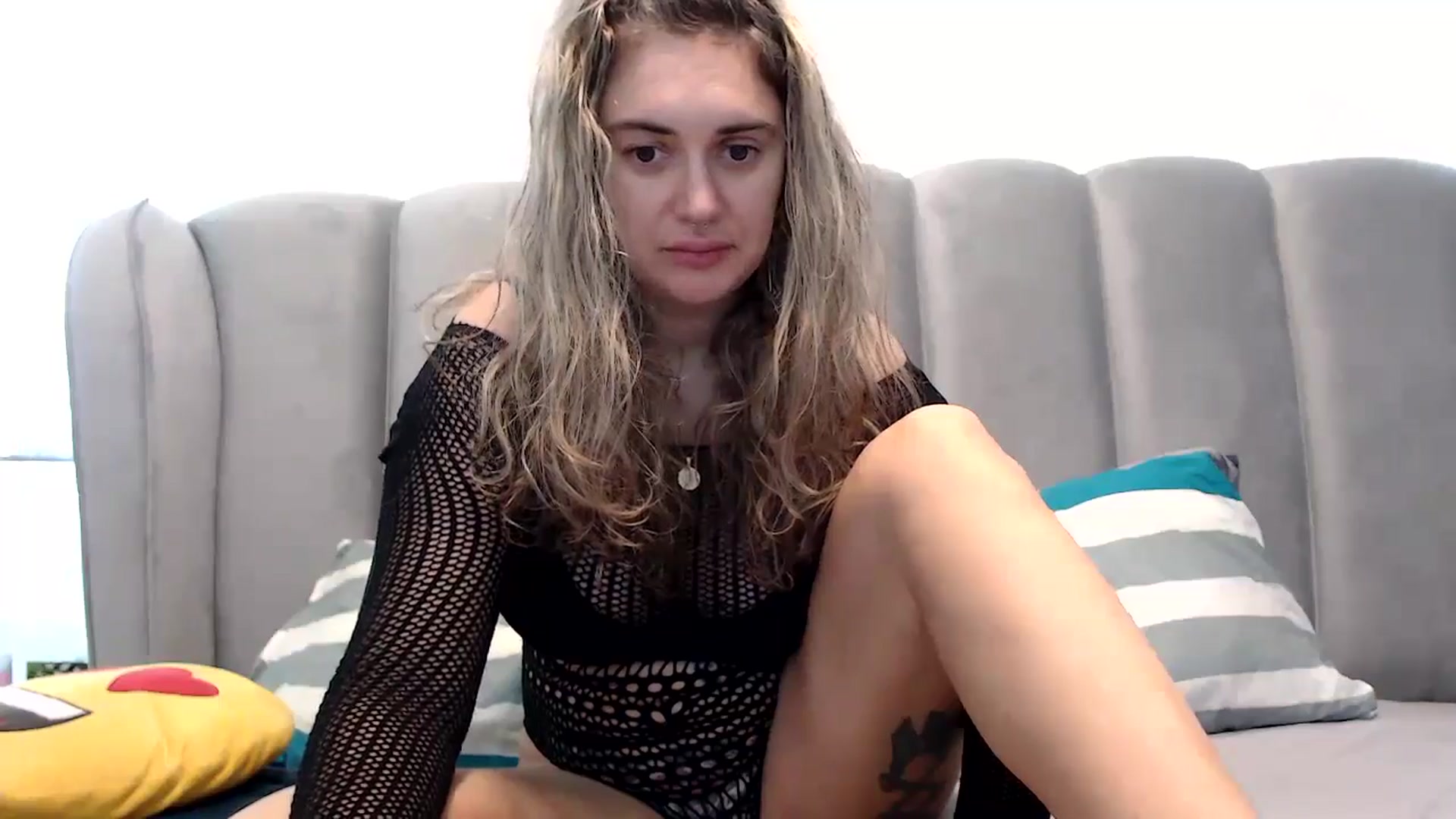 Gallery image thumbnail from MissDivinna's myfreecams stream on, 11/16/2024, 24:18 image 5 of 20