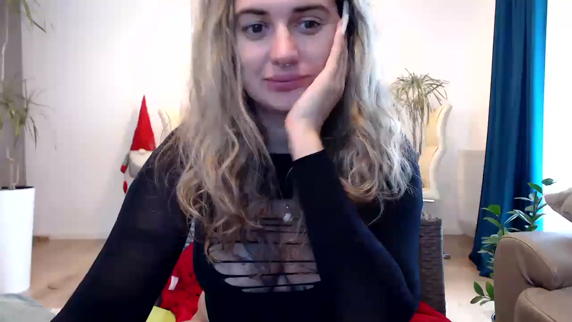 Gallery image thumbnail from MissDivinna's myfreecams stream on, 11/20/2024, 07:46 image 6 of 20