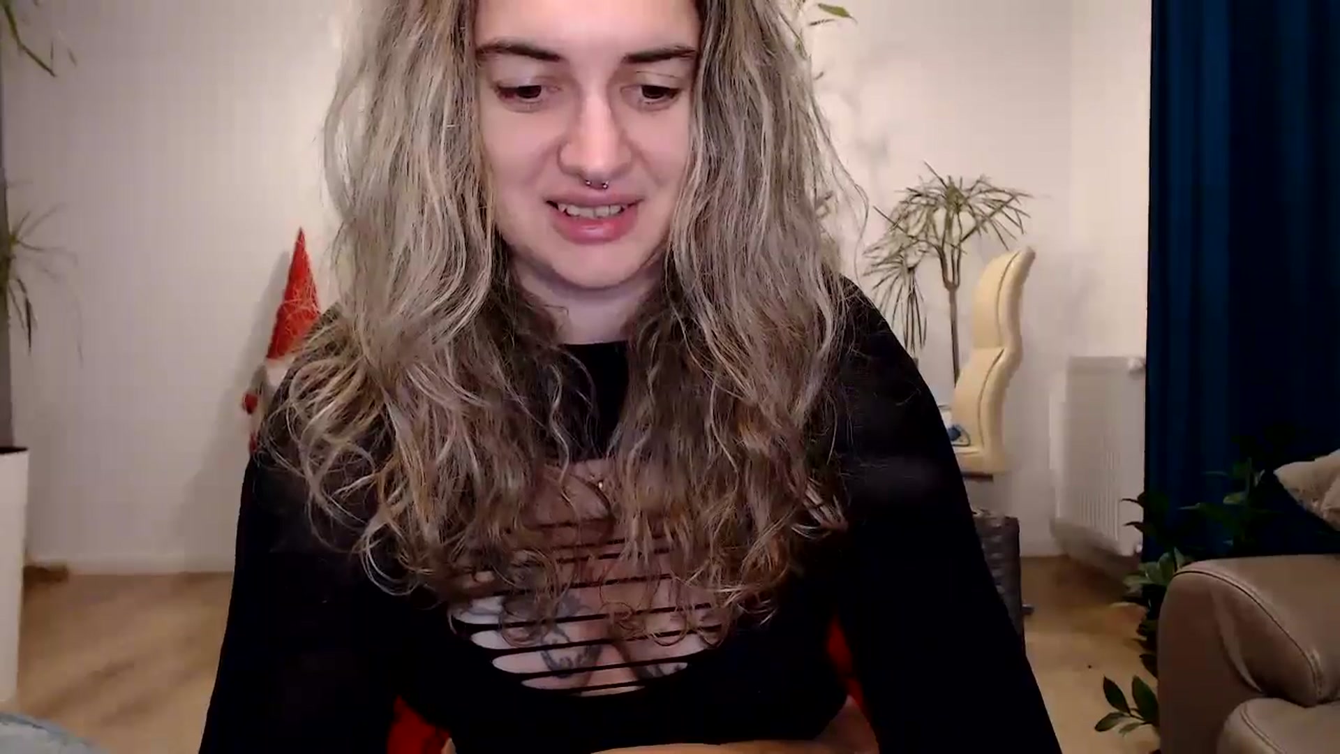 Gallery image thumbnail from MissDivinna's myfreecams stream on, 11/20/2024, 23:01 image 9 of 20