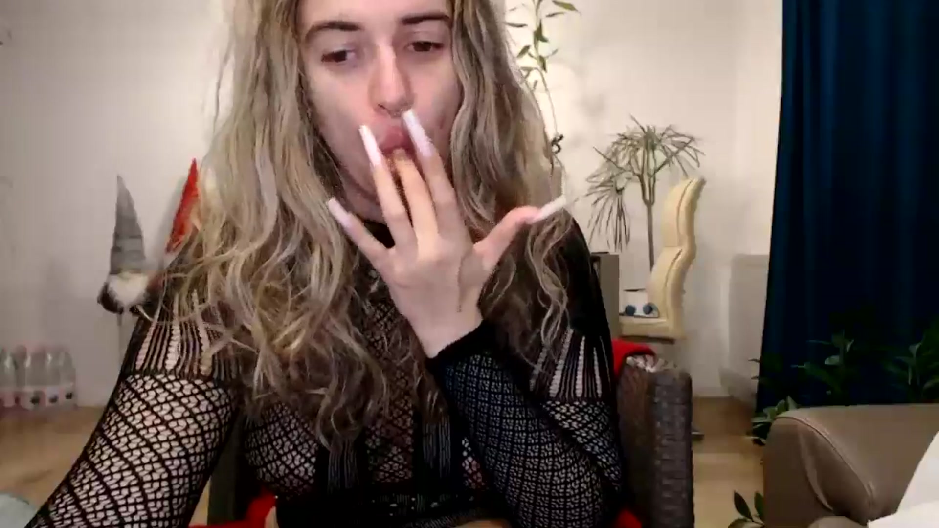 Gallery image thumbnail from MissDivinna's myfreecams stream on, 11/24/2024, 01:38 image 3 of 20