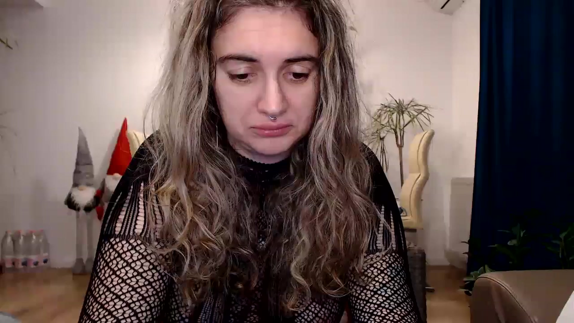 Gallery image thumbnail from MissDivinna's myfreecams stream on, 11/24/2024, 02:28 image 3 of 20