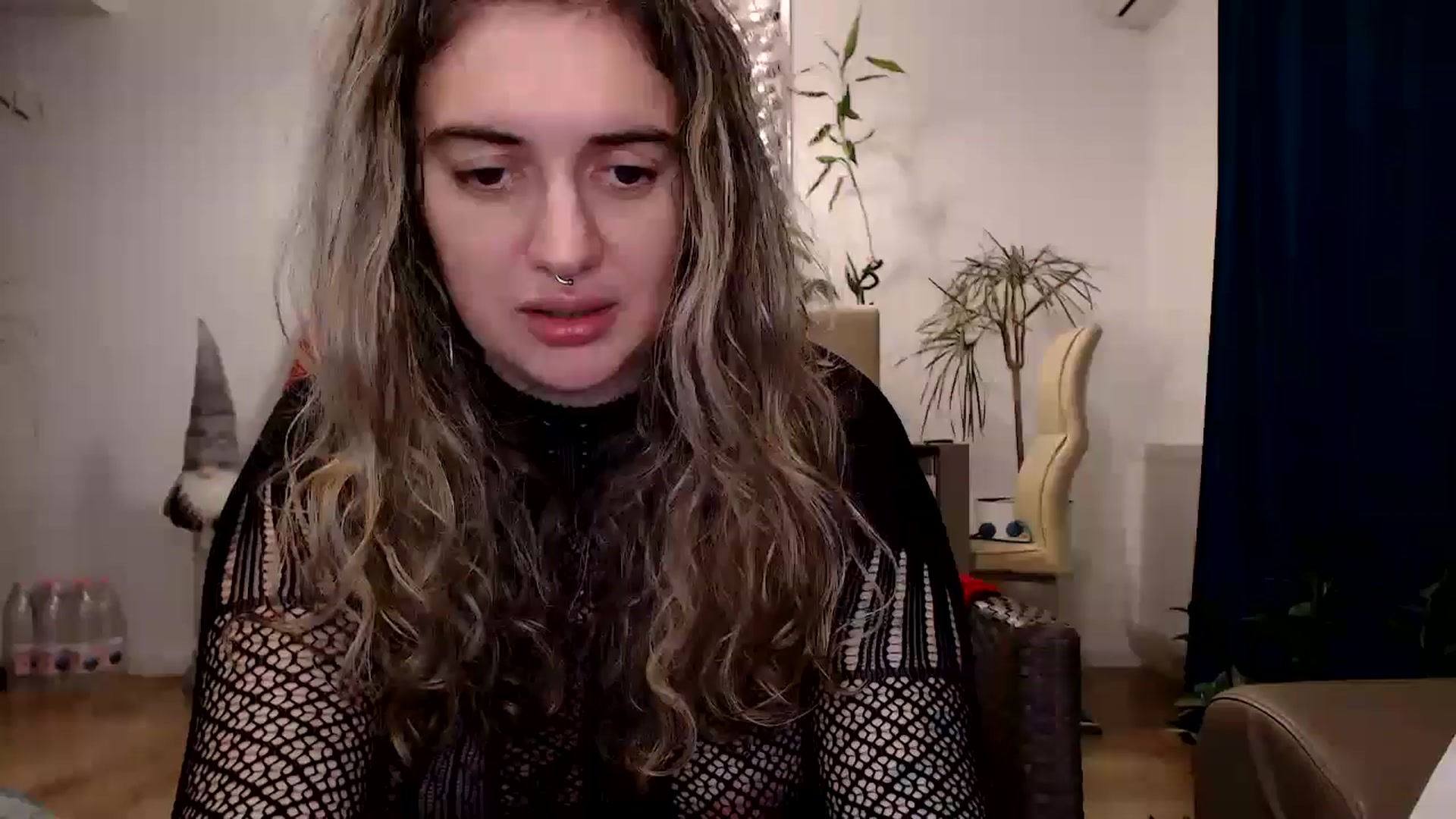 Gallery image thumbnail from MissDivinna's myfreecams stream on, 11/24/2024, 02:28 image 1 of 20