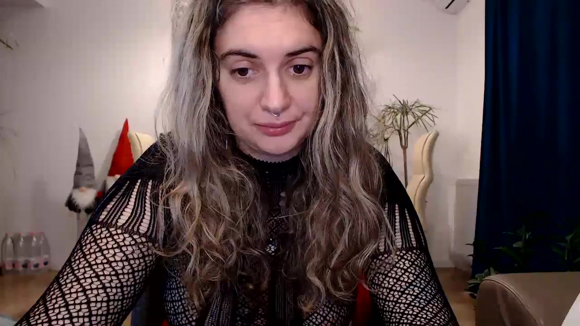 Gallery image thumbnail from MissDivinna's myfreecams stream on, 11/24/2024, 02:28 image 12 of 20