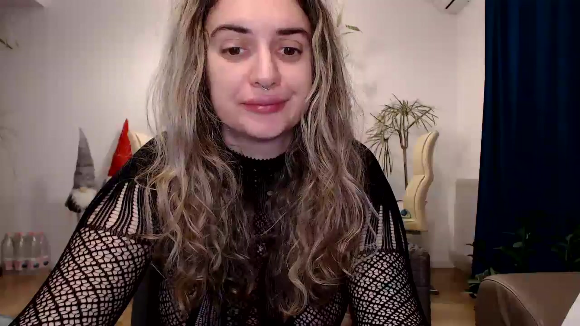Gallery image thumbnail from MissDivinna's myfreecams stream on, 11/24/2024, 02:28 image 19 of 20