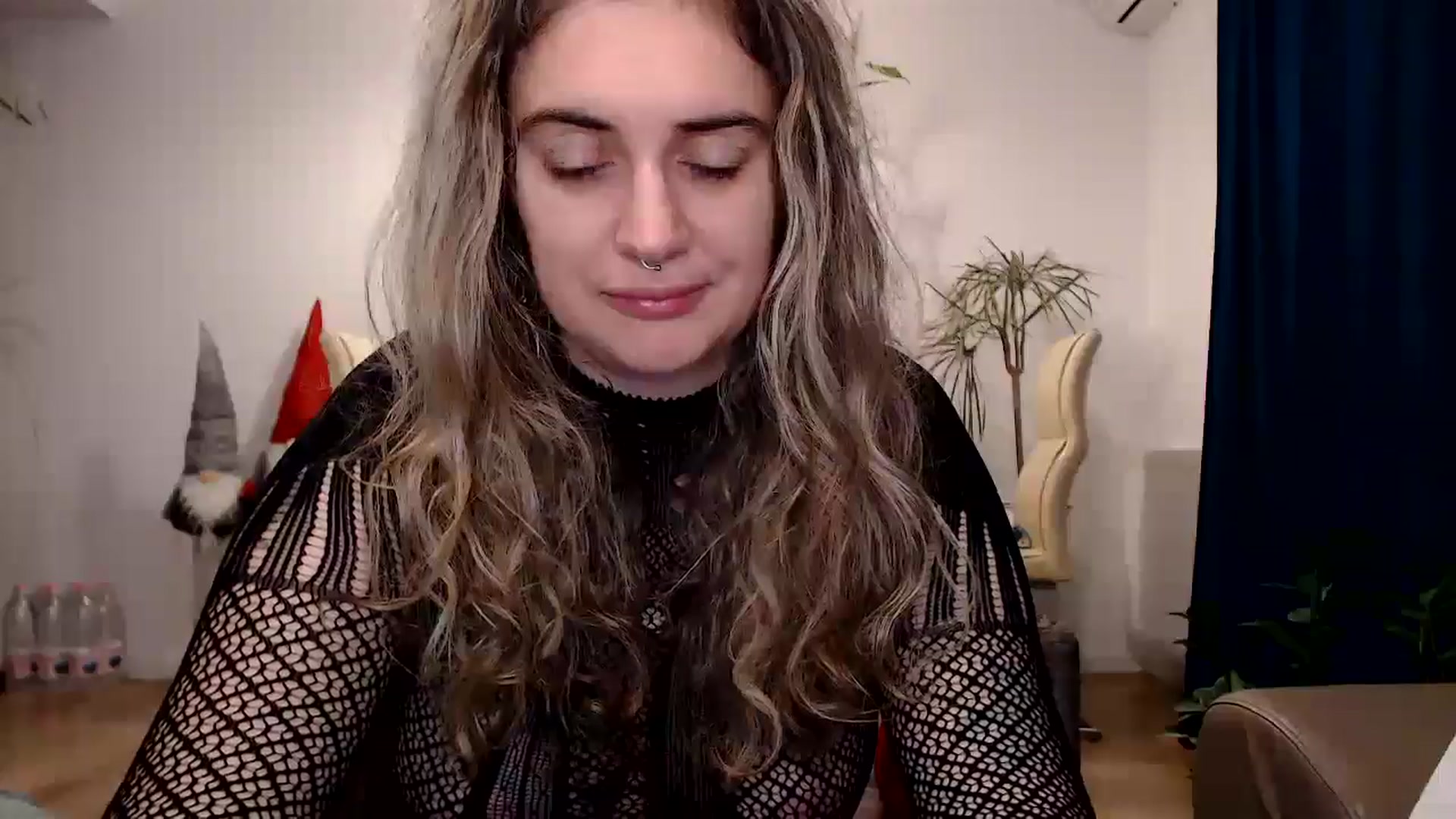 Gallery image thumbnail from MissDivinna's myfreecams stream on, 11/24/2024, 02:28 image 20 of 20