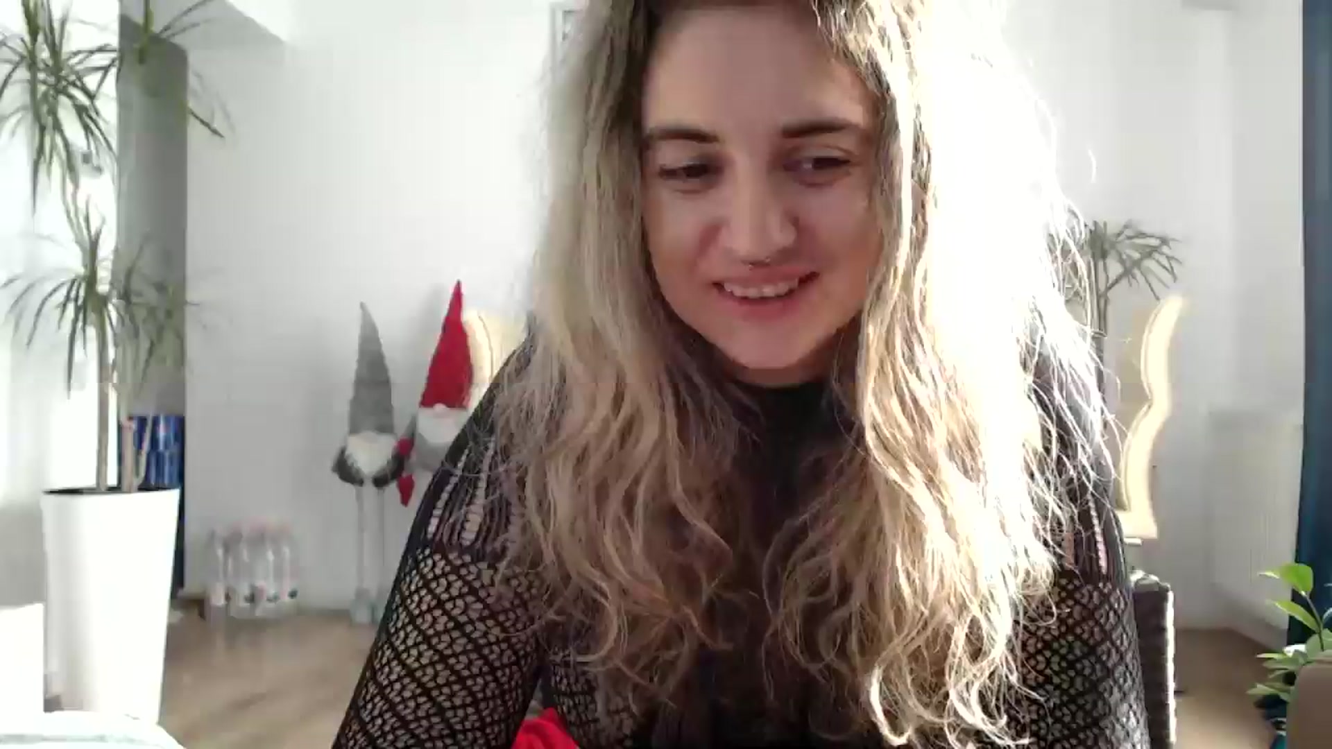 Gallery image thumbnail from MissDivinna's myfreecams stream on, 11/24/2024, 07:49 image 14 of 20