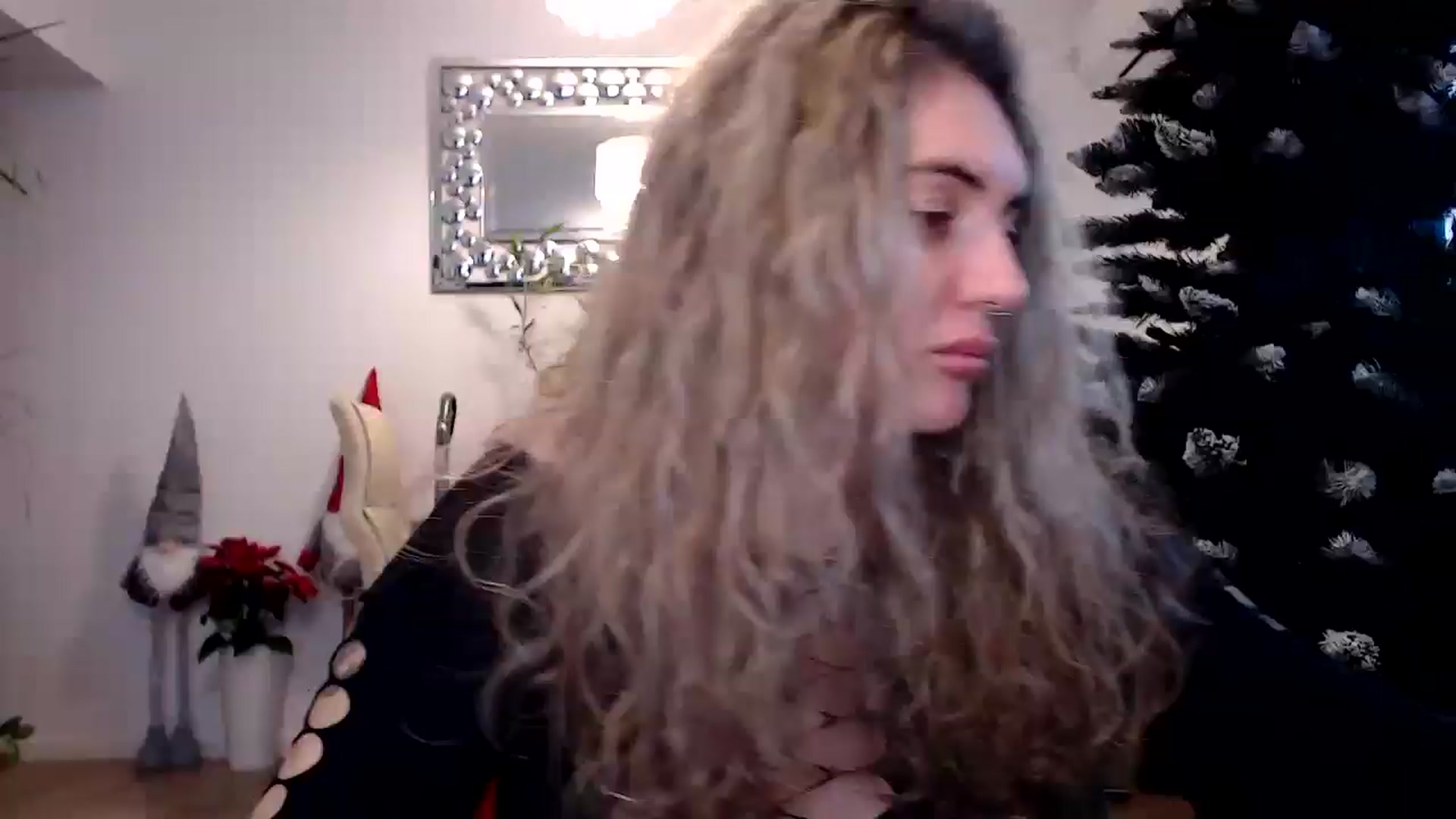 Gallery image thumbnail from MissDivinna's myfreecams stream on, 11/27/2024, 07:50 image 19 of 20