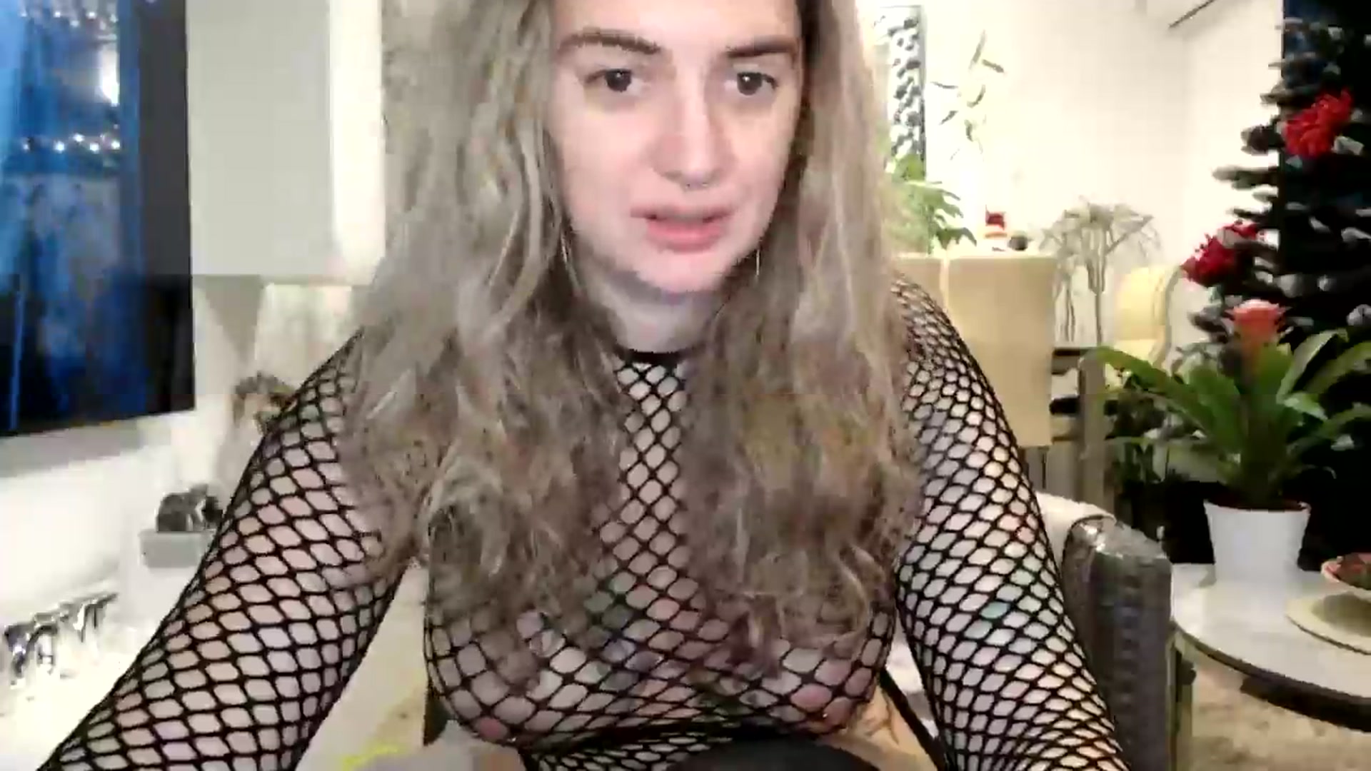 Gallery image thumbnail from MissDivinna's myfreecams stream on, 11/28/2024, 20:41 image 20 of 20