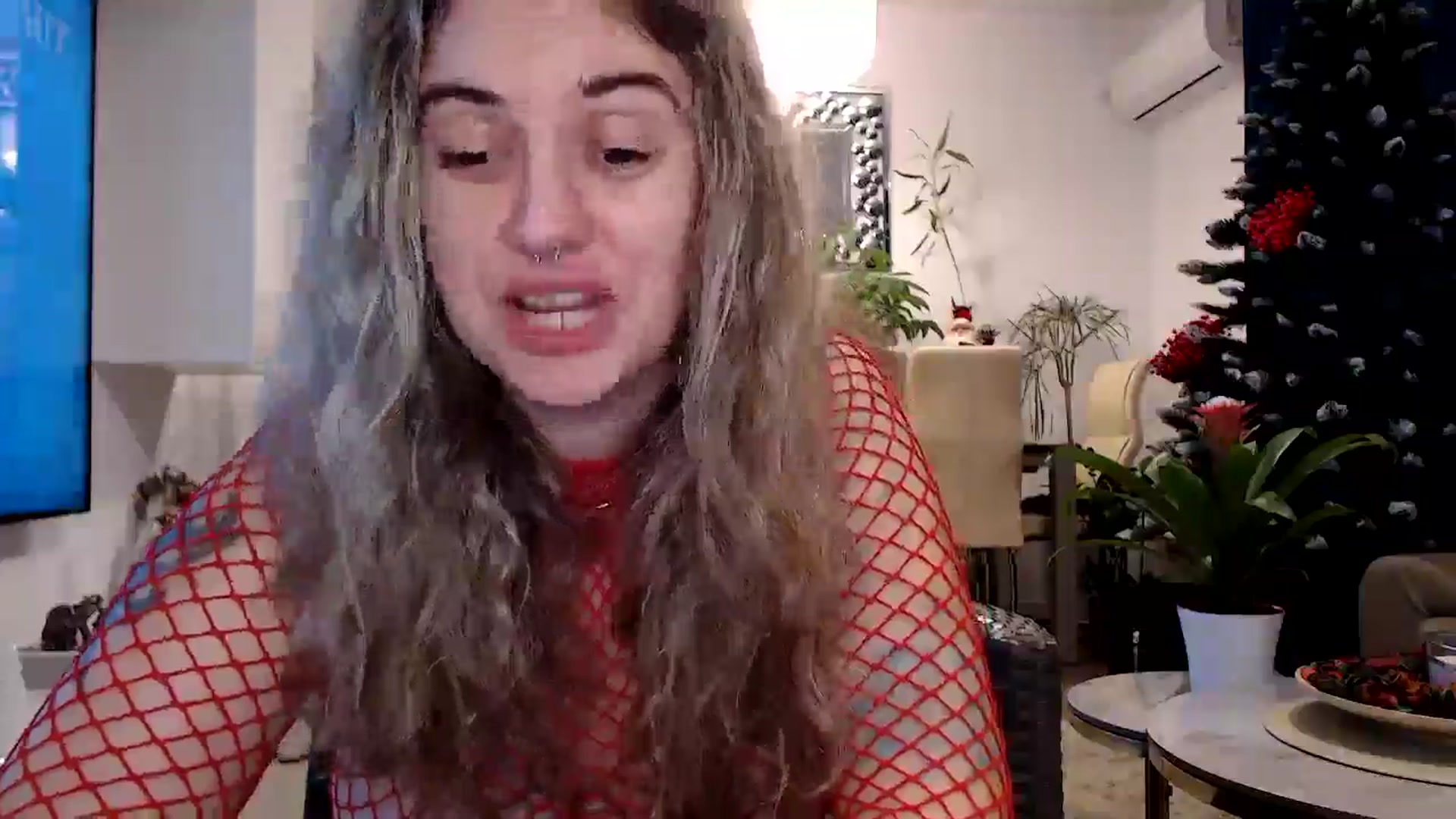 Gallery image thumbnail from MissDivinna's myfreecams stream on, 11/29/2024, 03:33 image 16 of 20