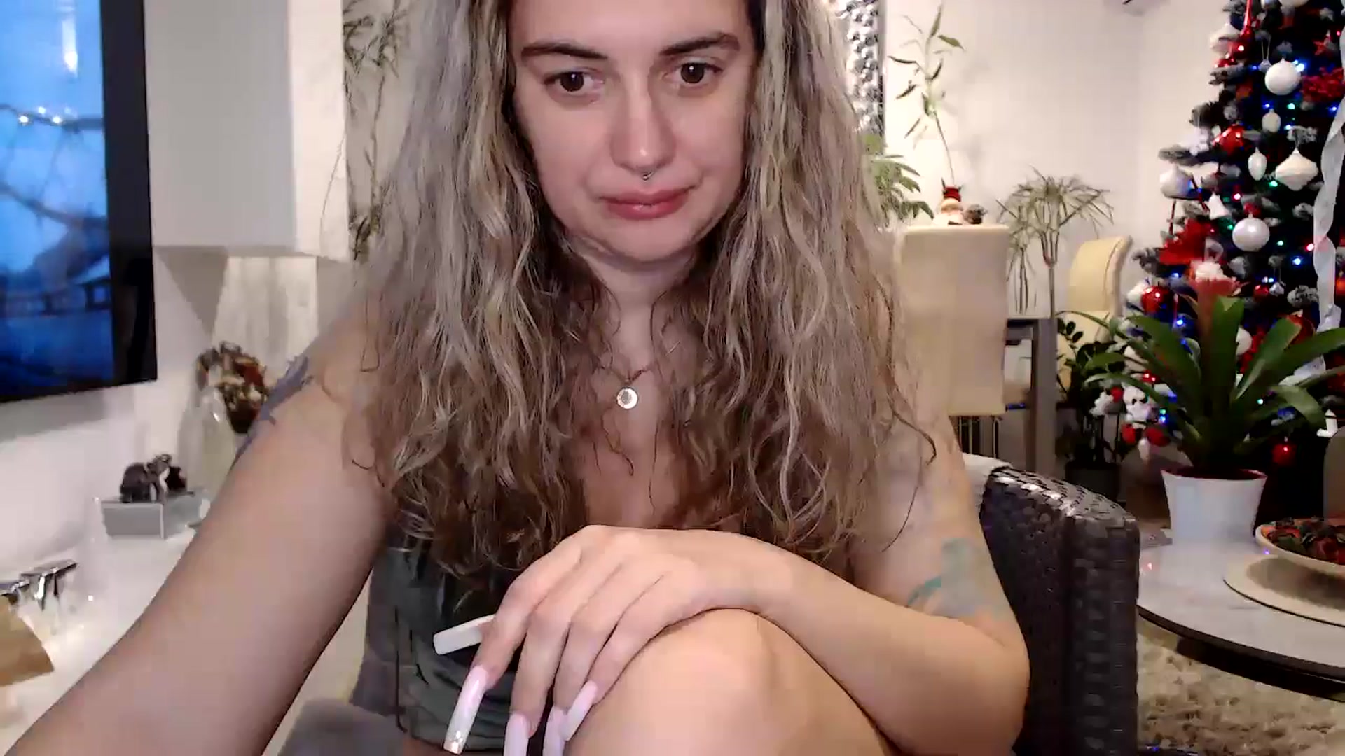 Gallery image thumbnail from MissDivinna's myfreecams stream on, 11/29/2024, 21:14 image 5 of 20