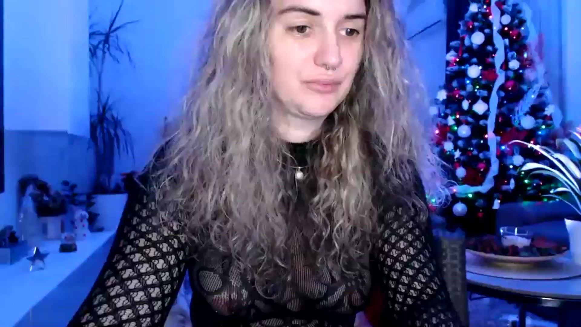 Gallery image thumbnail from MissDivinna's myfreecams stream on, 12/01/2024, 20:48 image 8 of 20