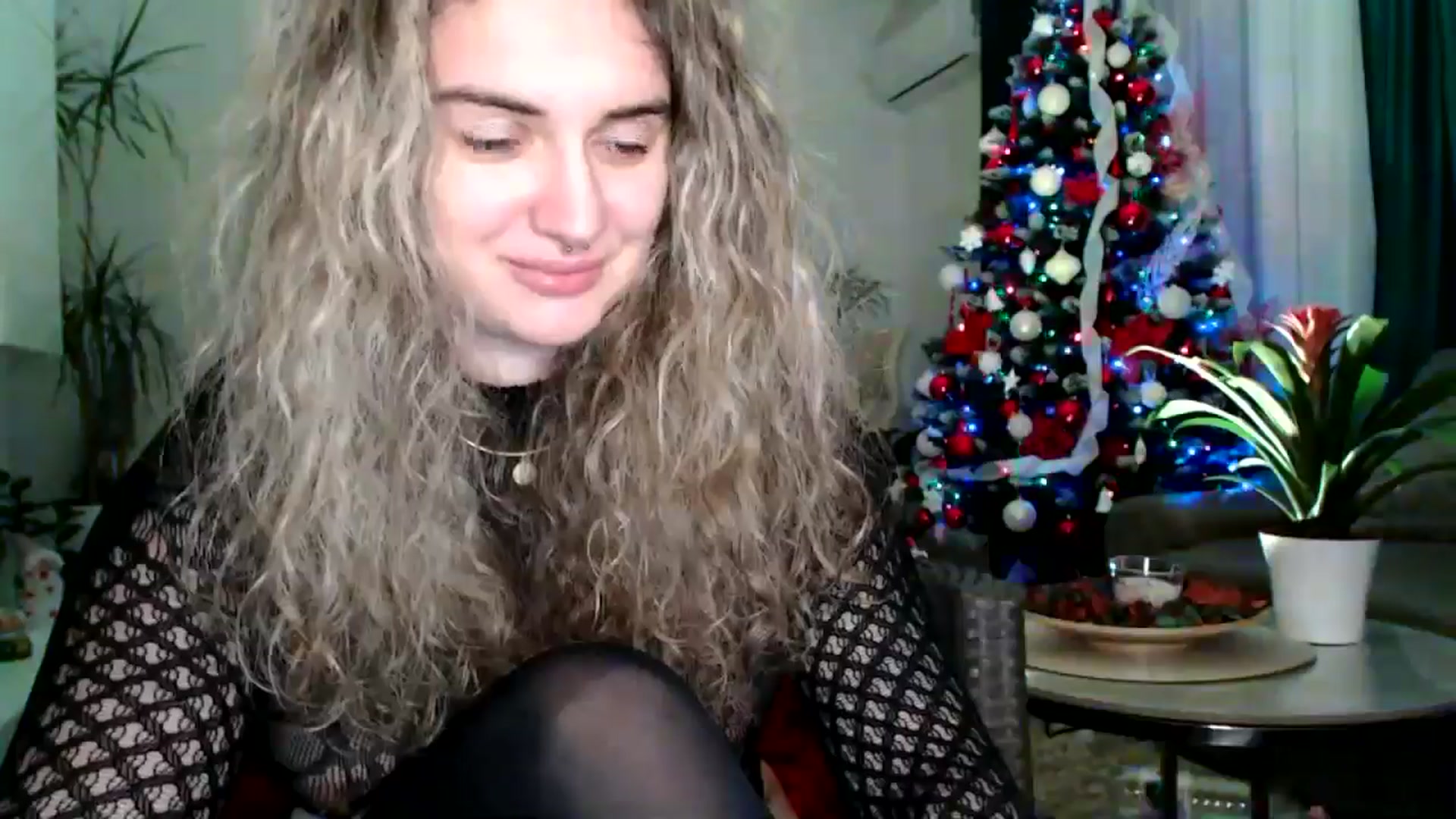 Gallery image thumbnail from MissDivinna's myfreecams stream on, 12/01/2024, 21:54 image 5 of 20