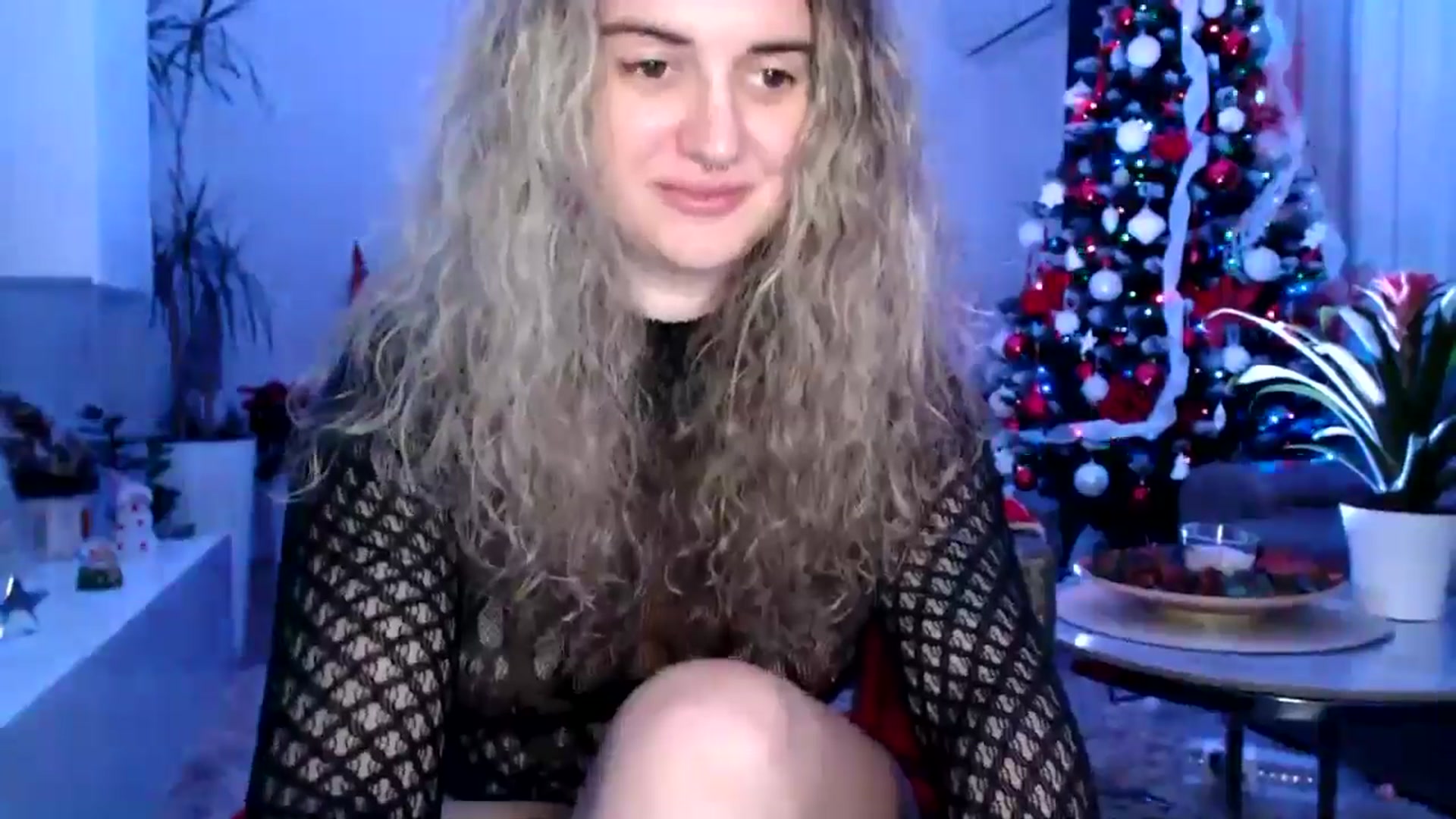 Gallery image thumbnail from MissDivinna's myfreecams stream on, 12/01/2024, 22:20 image 14 of 20