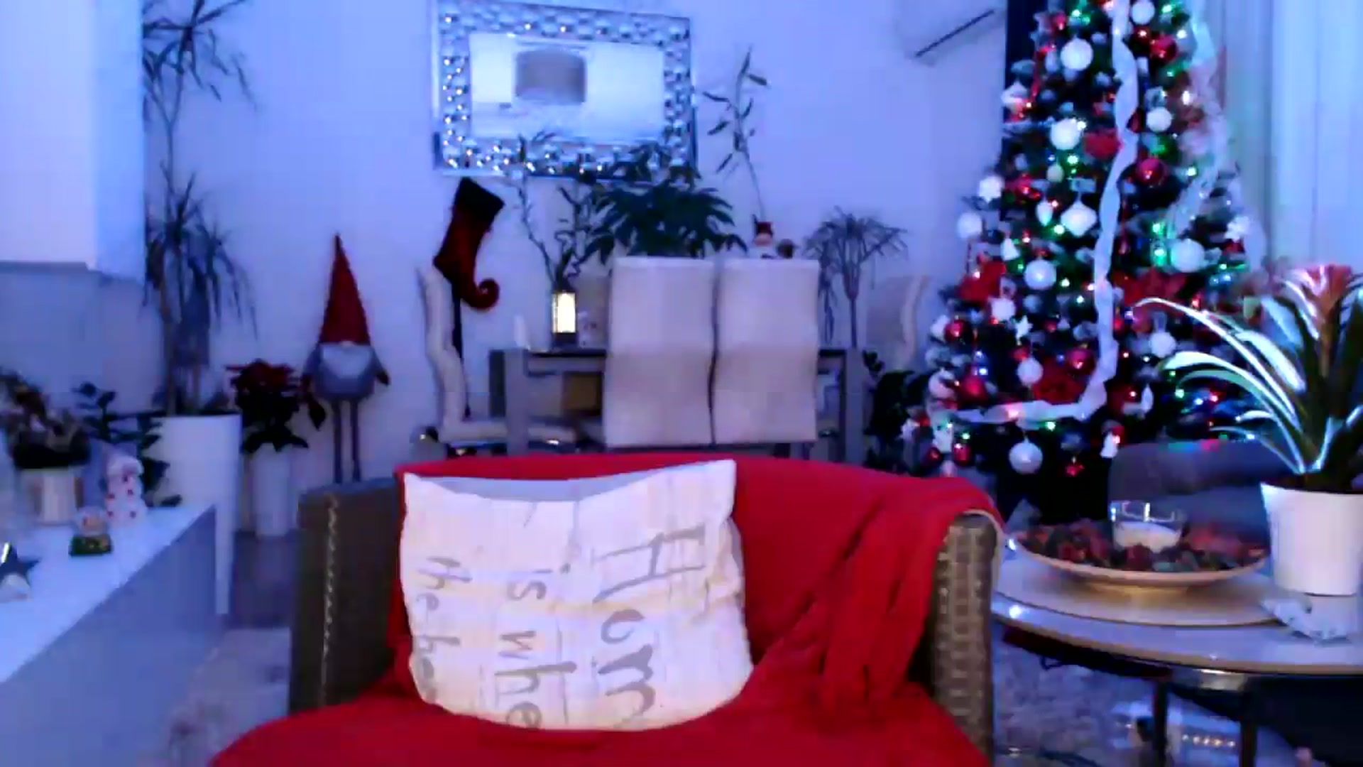 Gallery image thumbnail from MissDivinna's myfreecams stream on, 12/02/2024, 24:57 image 8 of 20